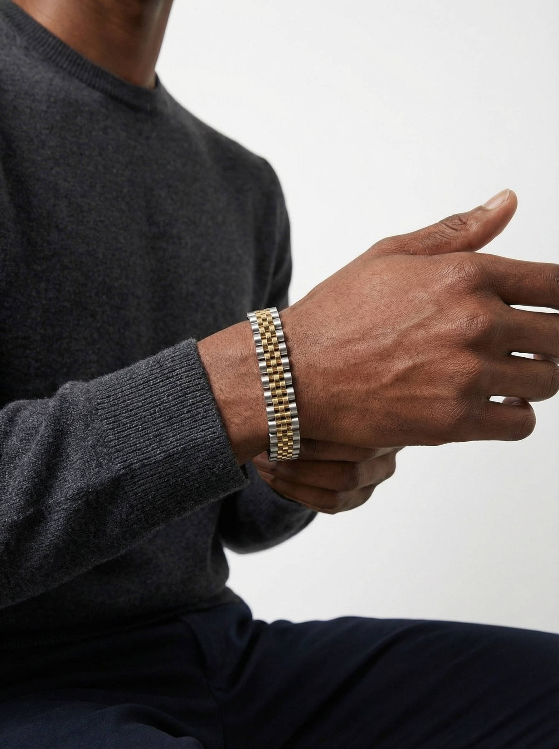 سوار رولكس عريض مطعم بلونين