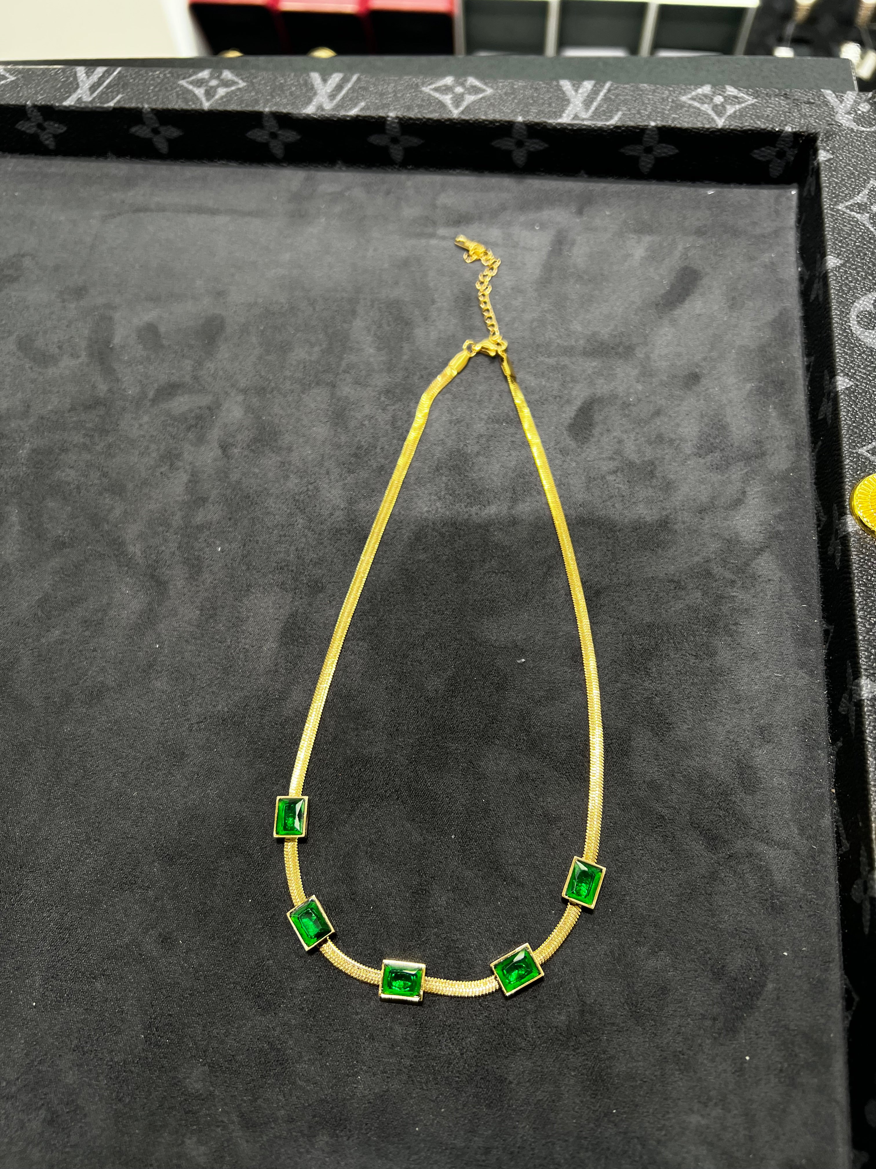 سلسال احجار الراين الراين