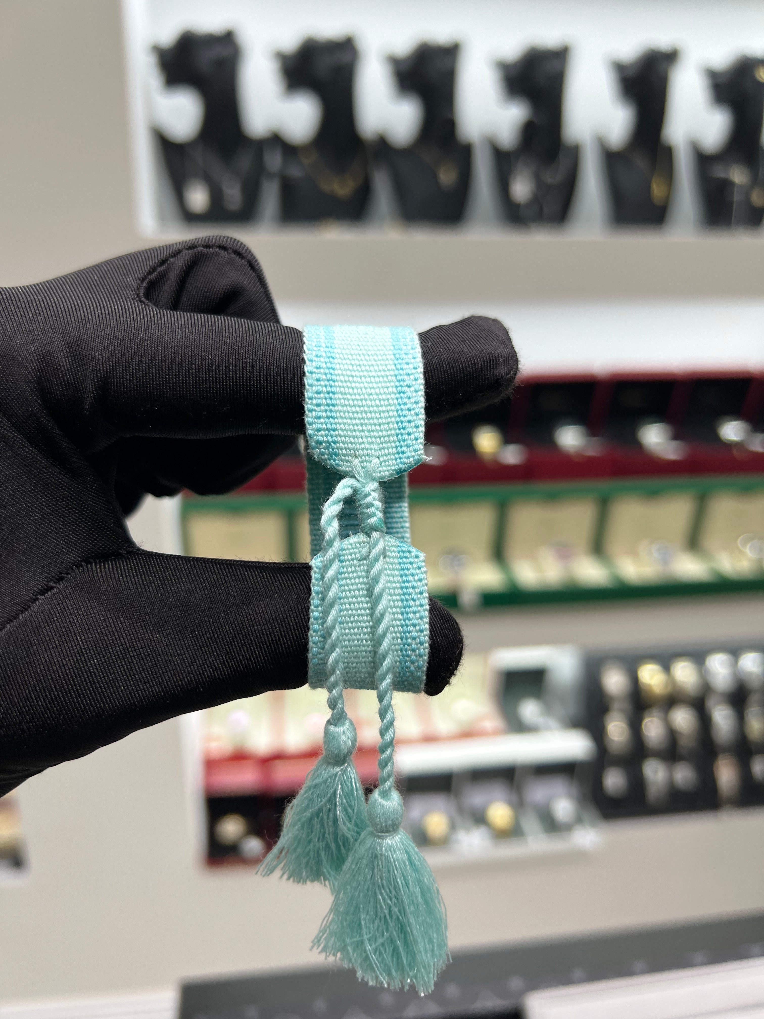 ديور قماش تركوازي