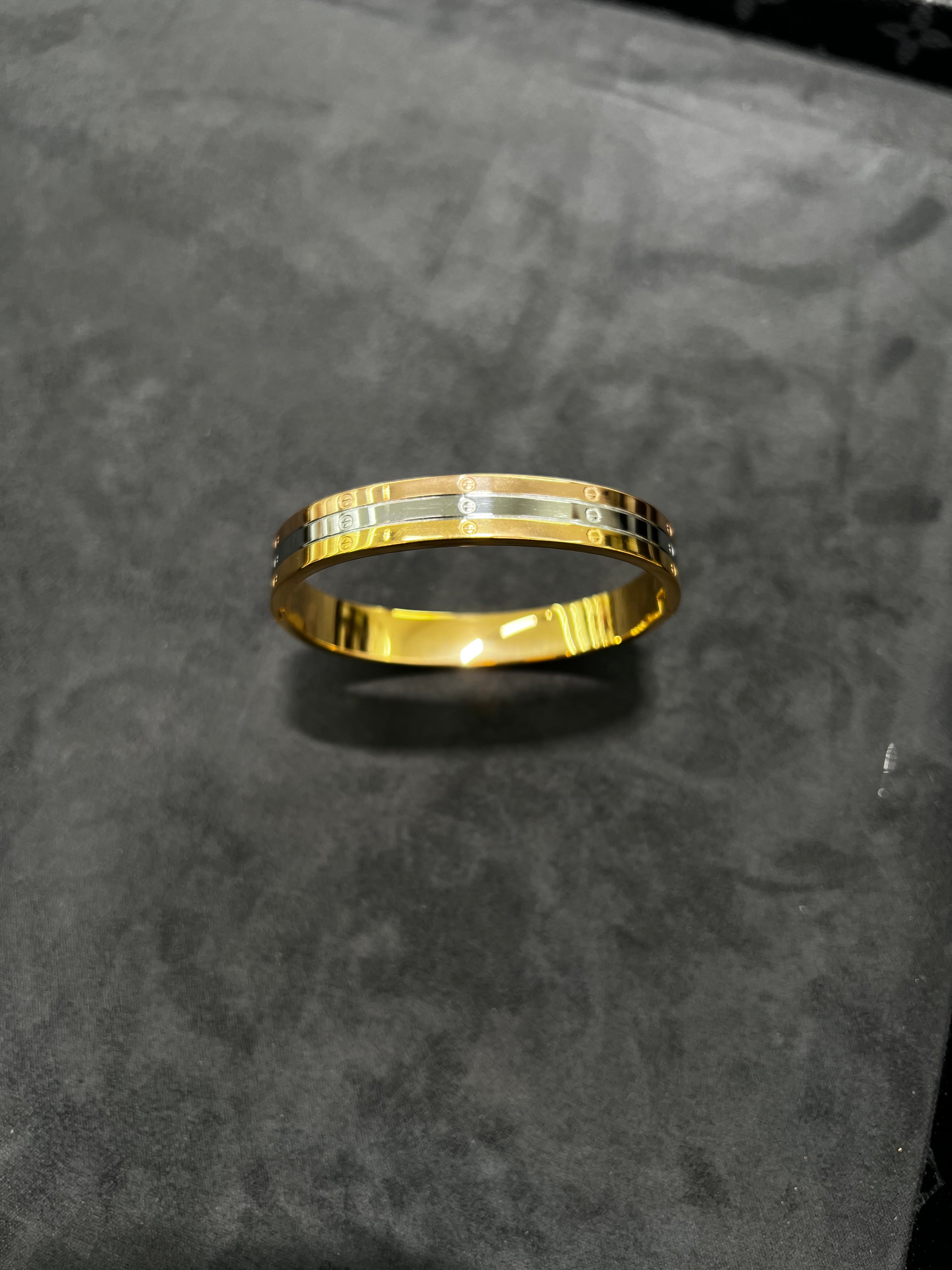 سوار كارتير تلاثي