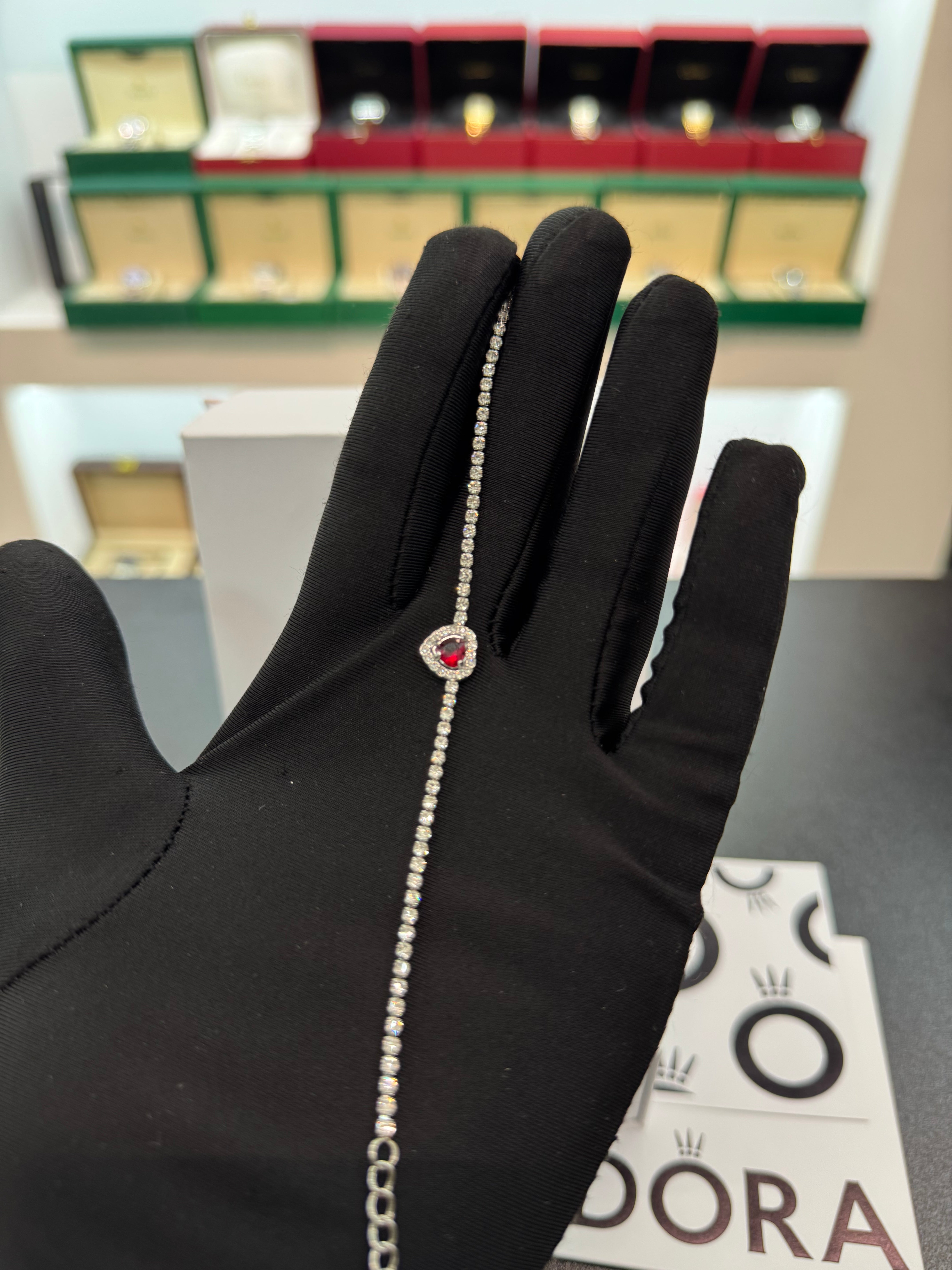 Heart Crystal Tennis Bracelet (red)