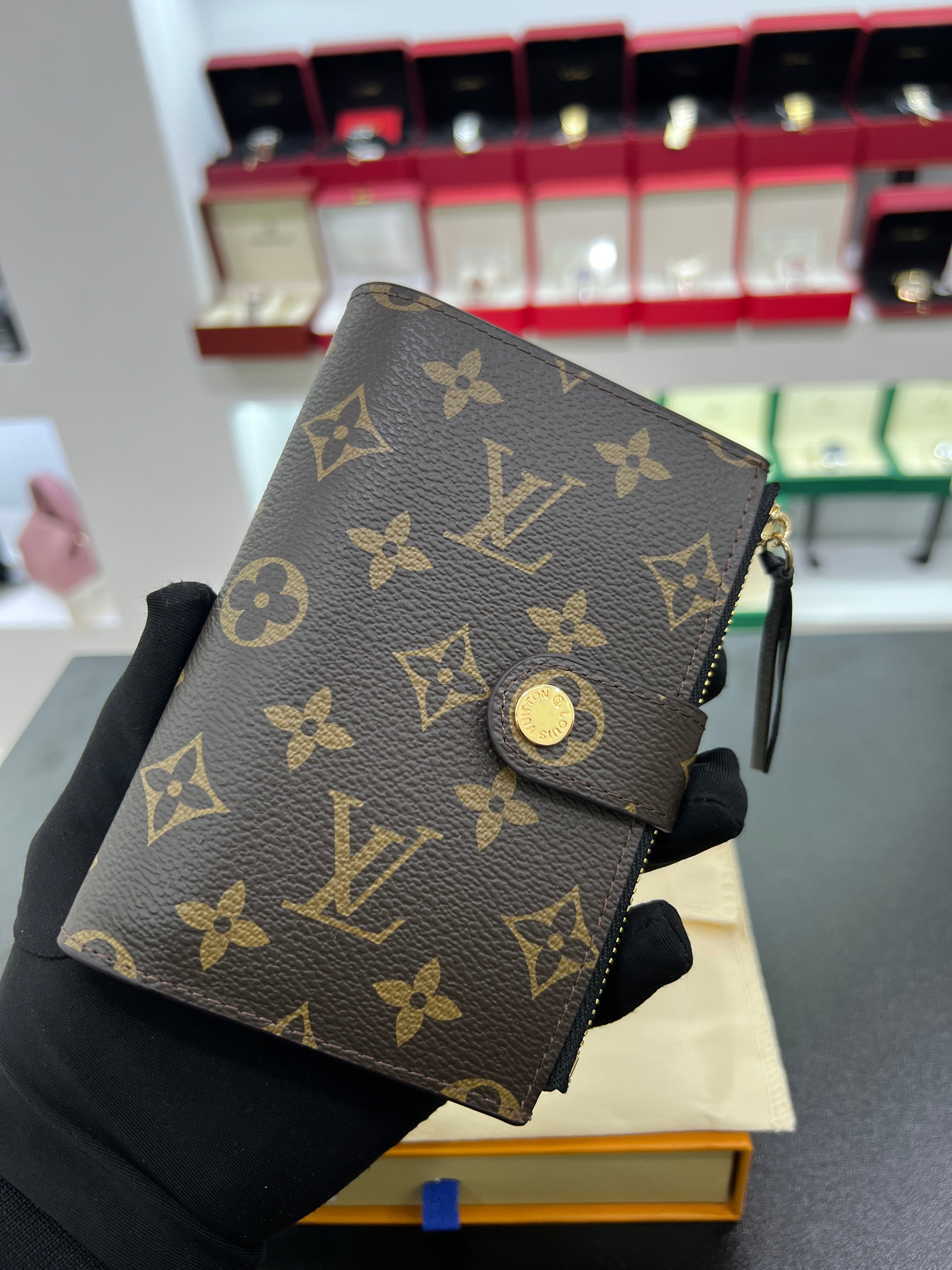 Victorine Wallet – Monogram Canvas (Black Interior)