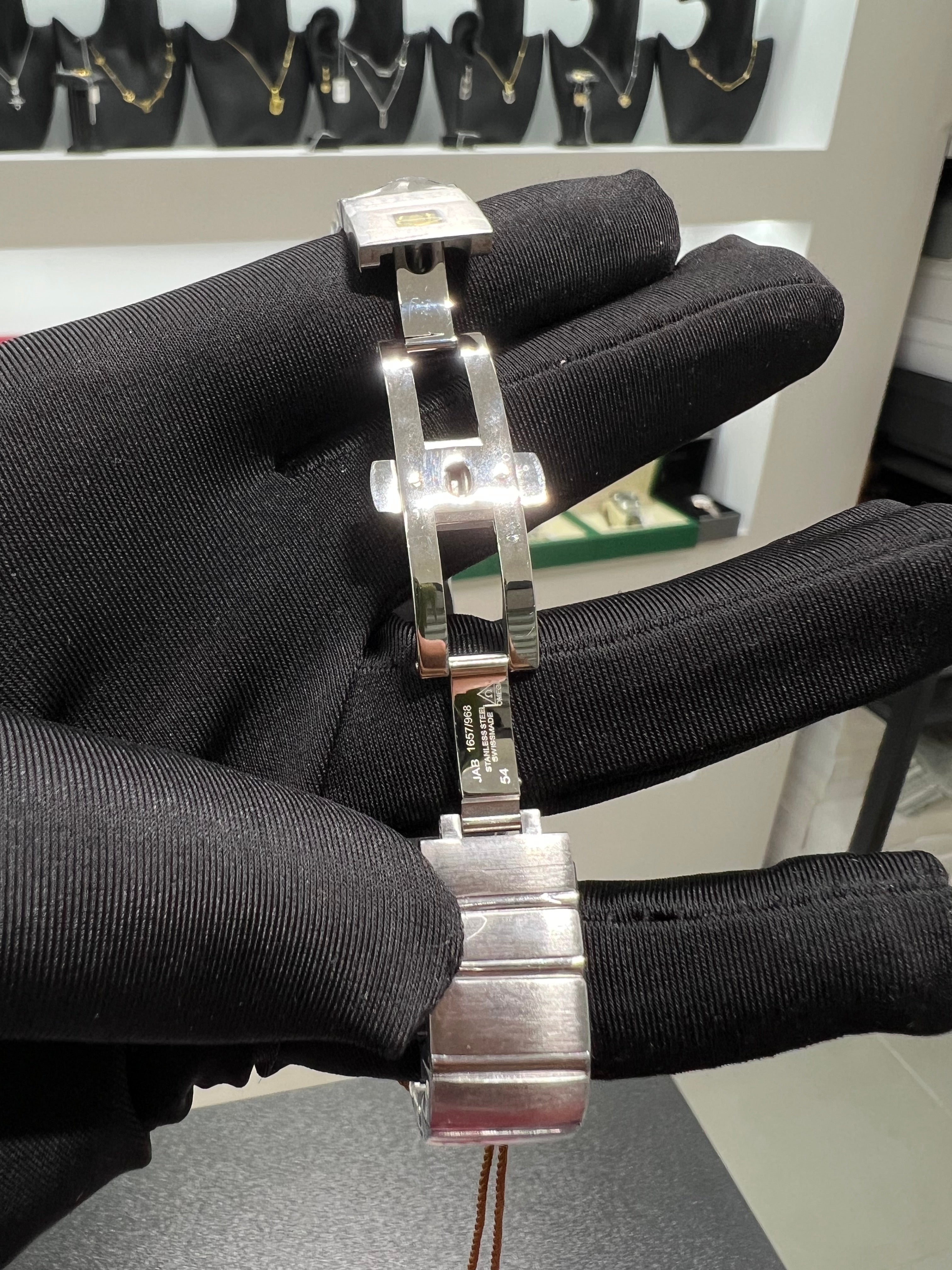 Constellation with a shiny purple dial