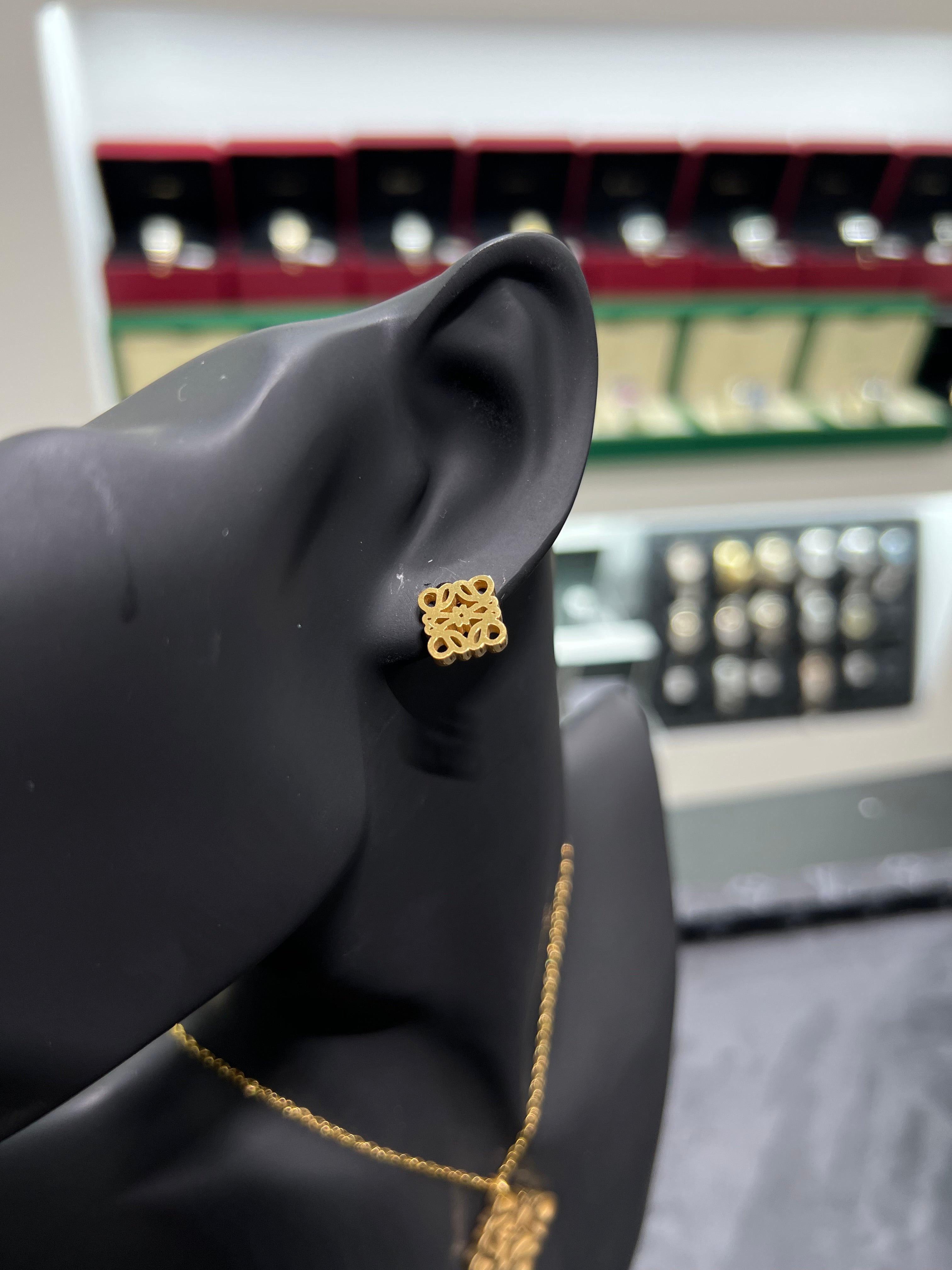 طقم لويفي بلخاتم