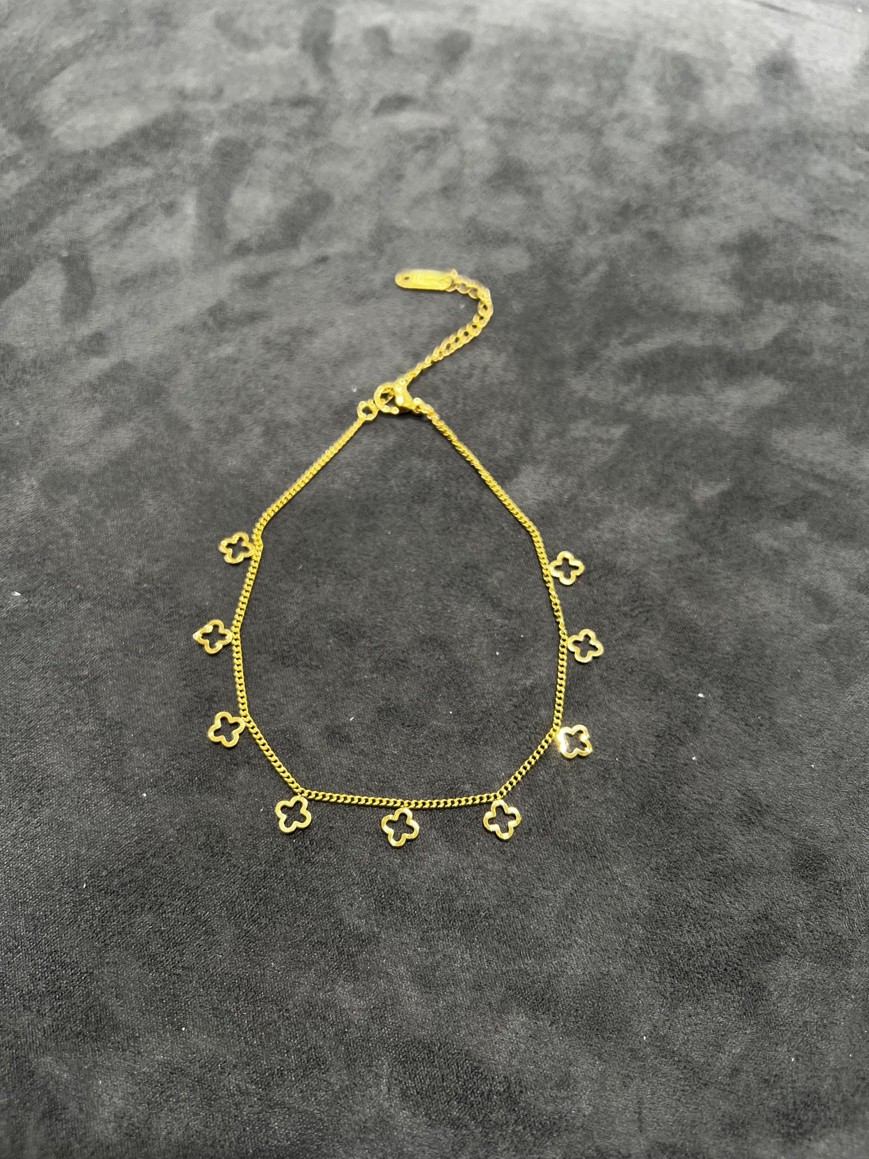 انسيال الوردات قرابيج