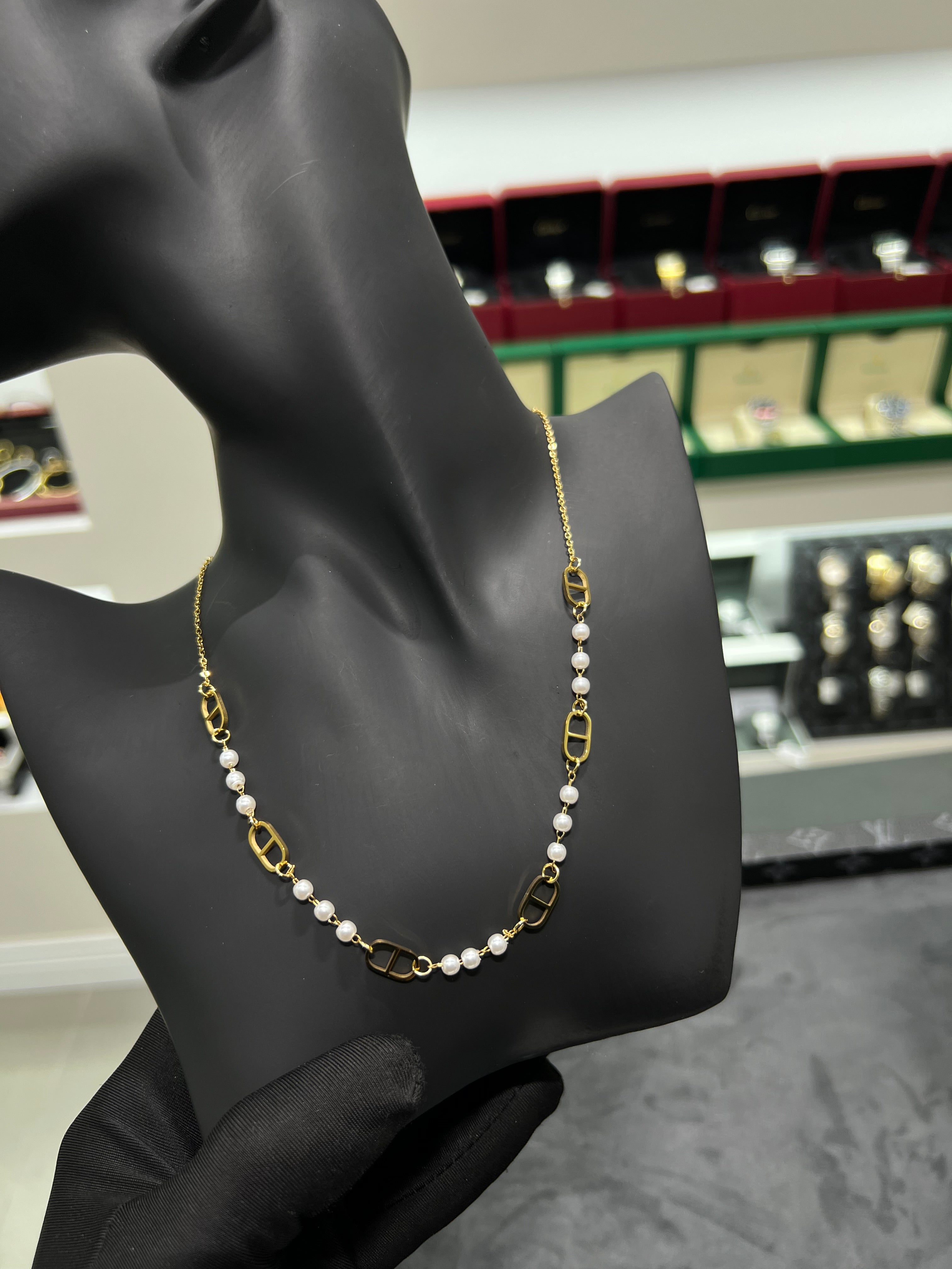 سلسال ديور الجوهر