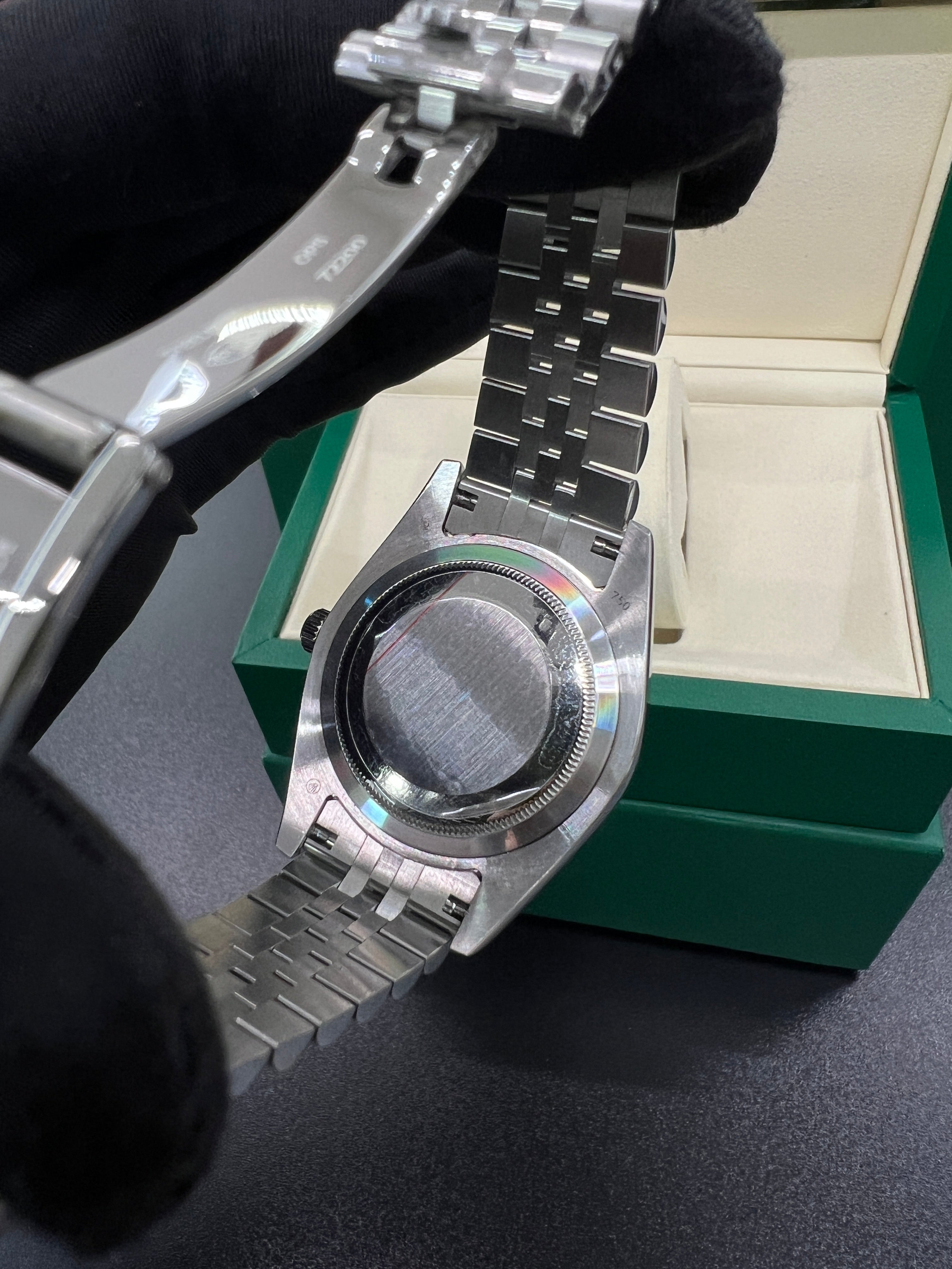 Datejust 41 – Green Dial Jubilee Bracelet