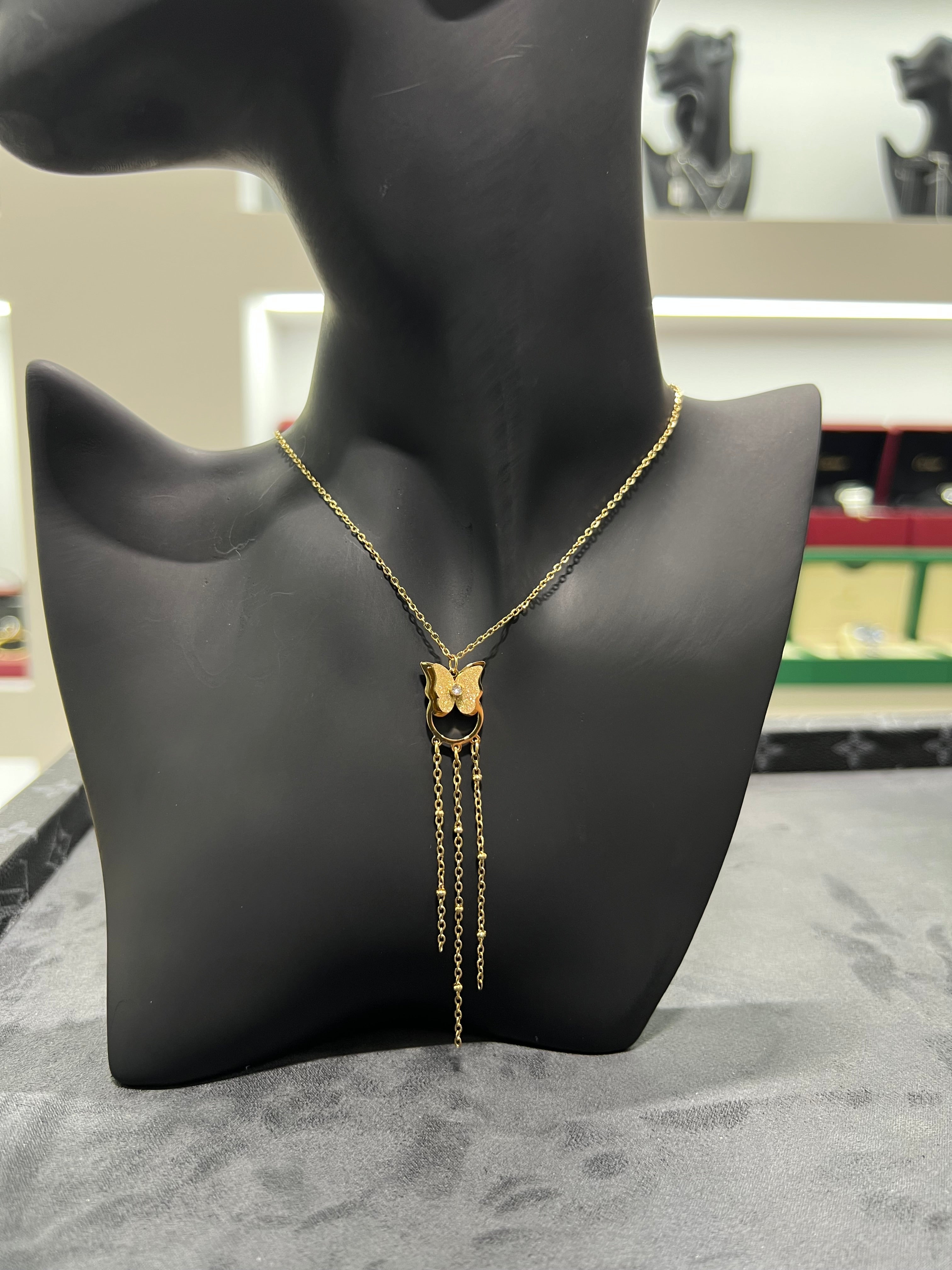 سلسال الفراشة المرصعه