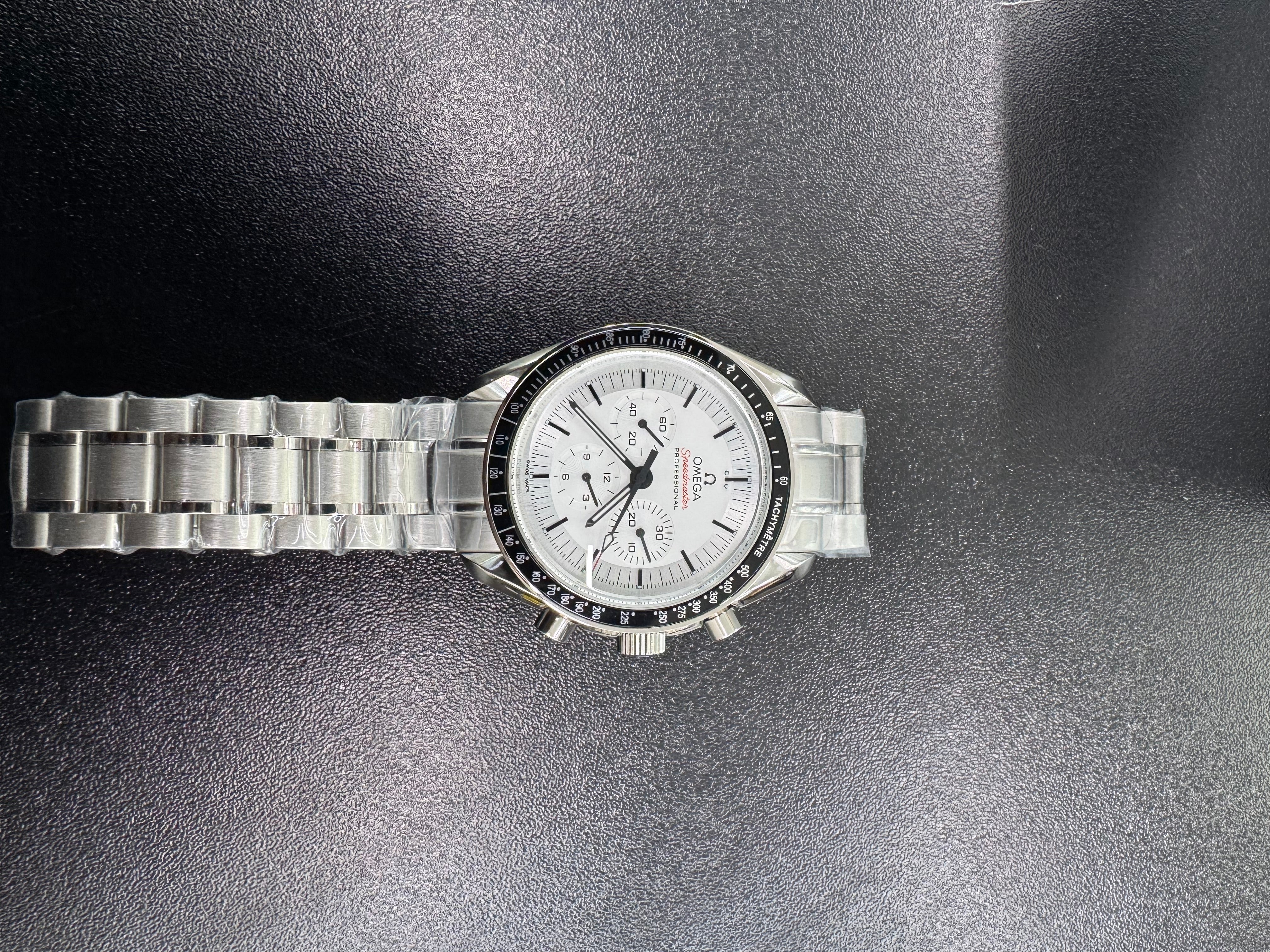 Speedmaster Moonwatch Professional