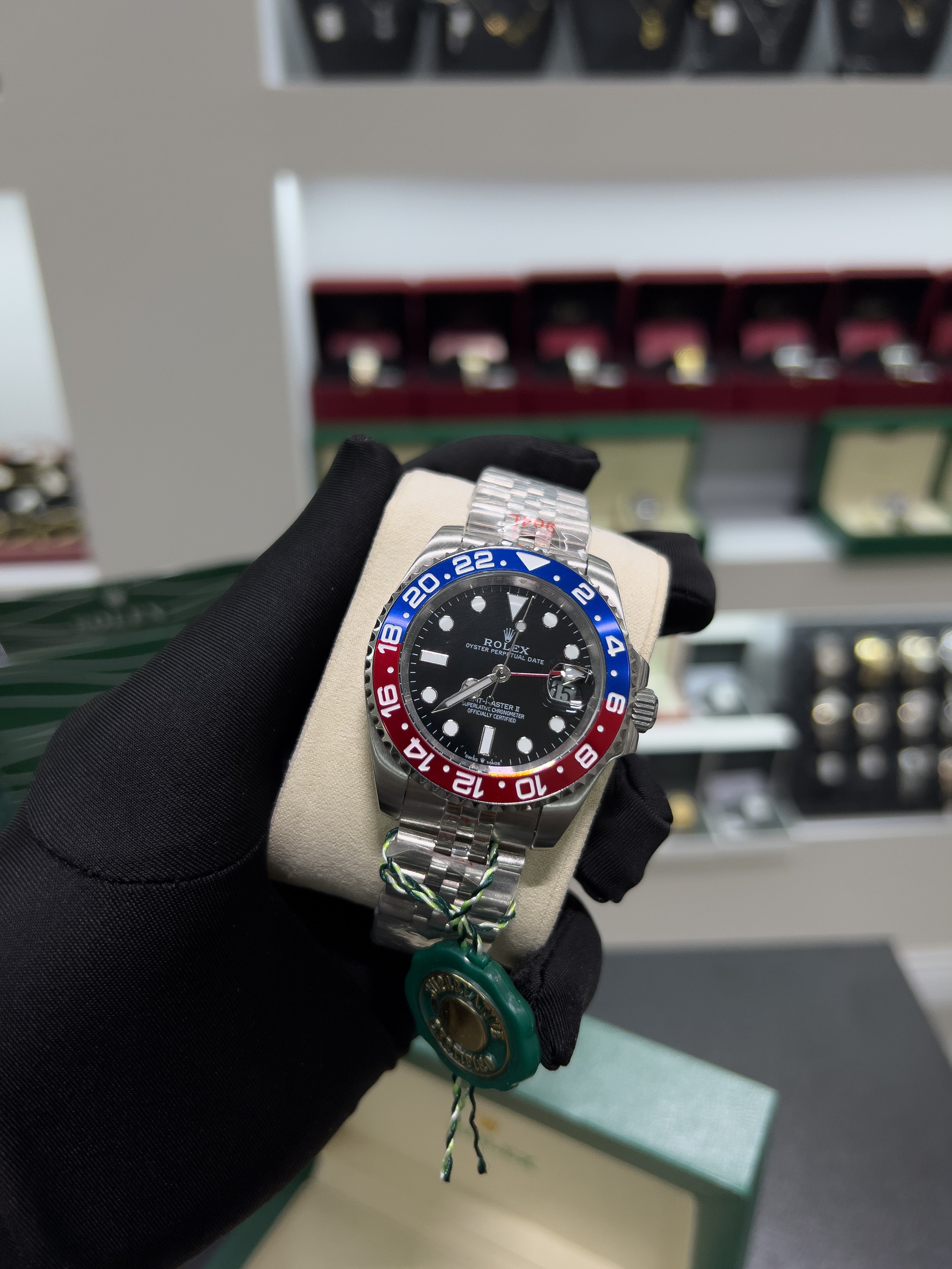 GMT-Master II Pepsi Bezel – Black Dial Jubilee