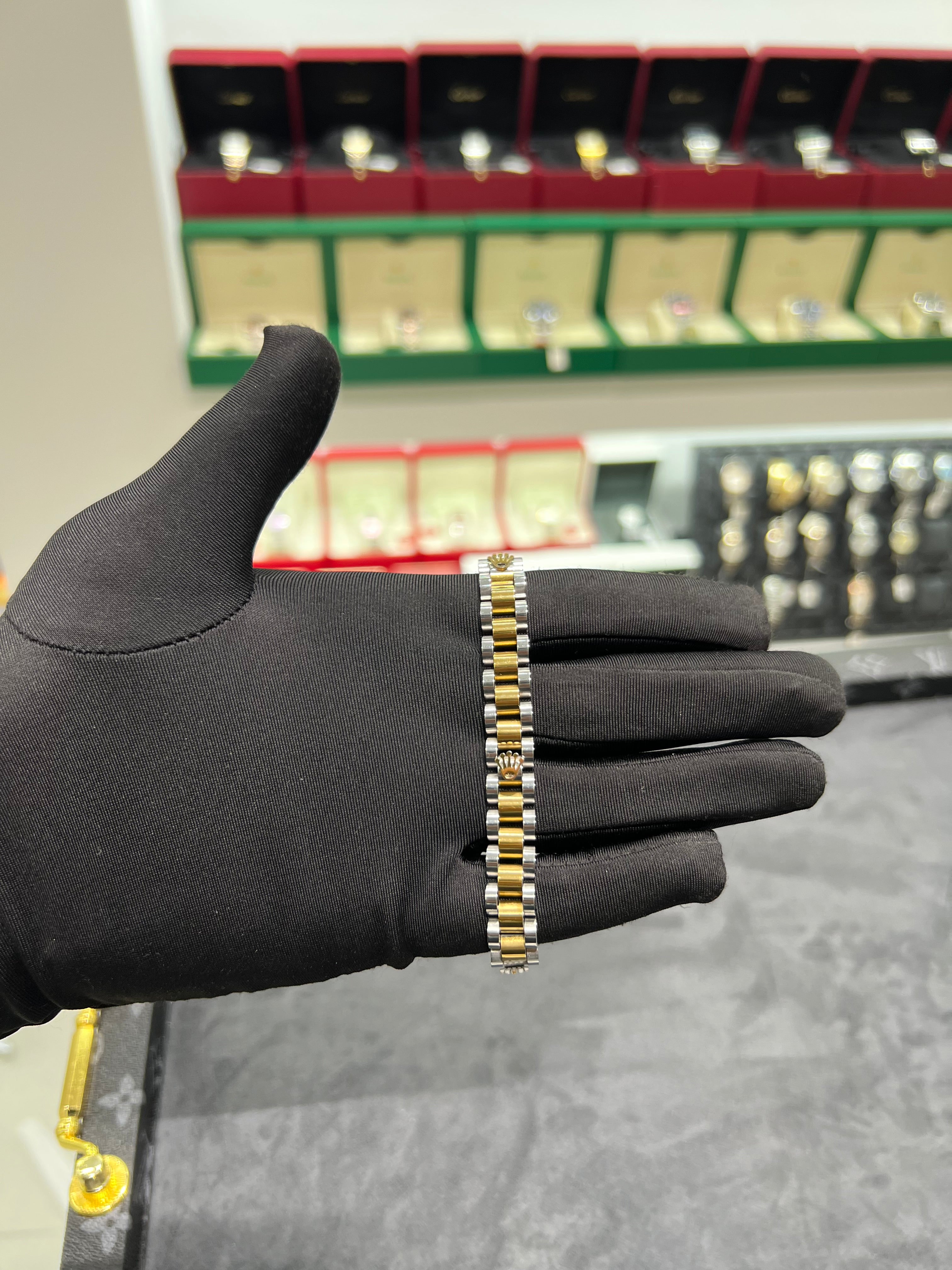 سوار رولكس بالشعار مطعم بلونين