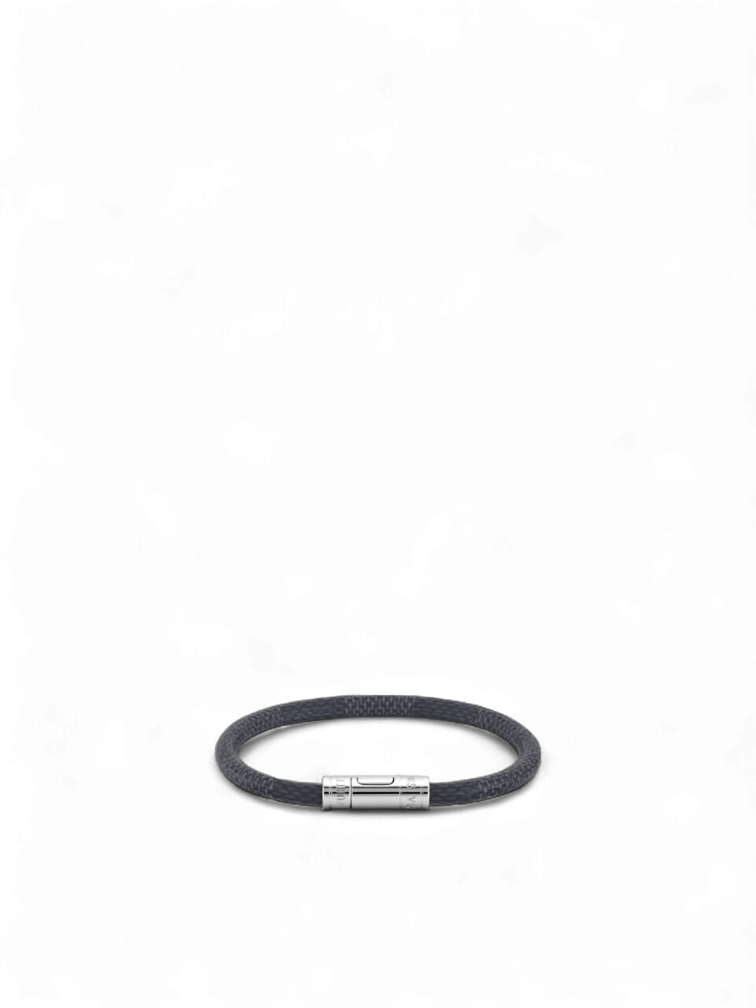 سوار جلد LV ازرق و اسود مقاس 19