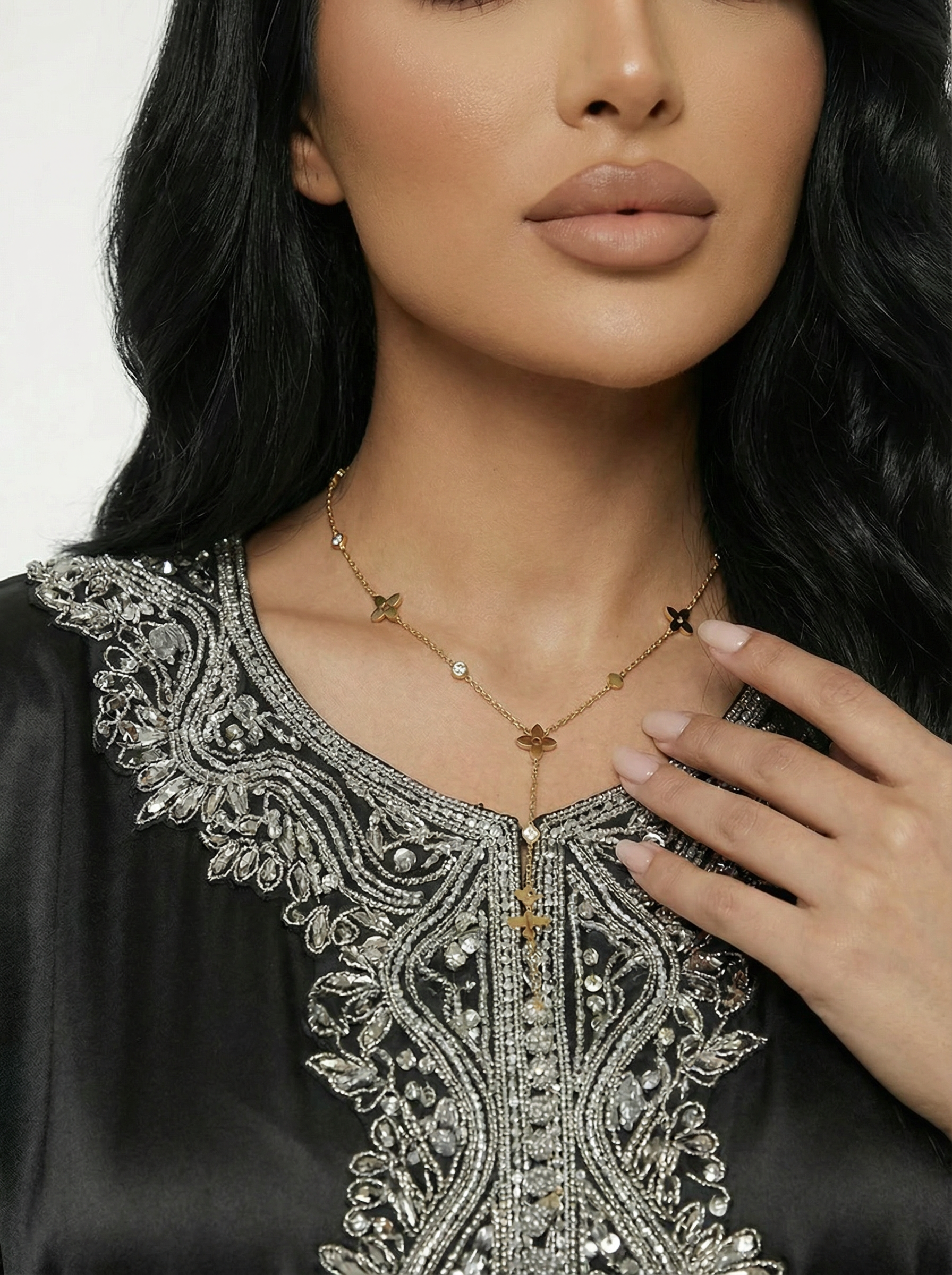 سلسال نجمات LV