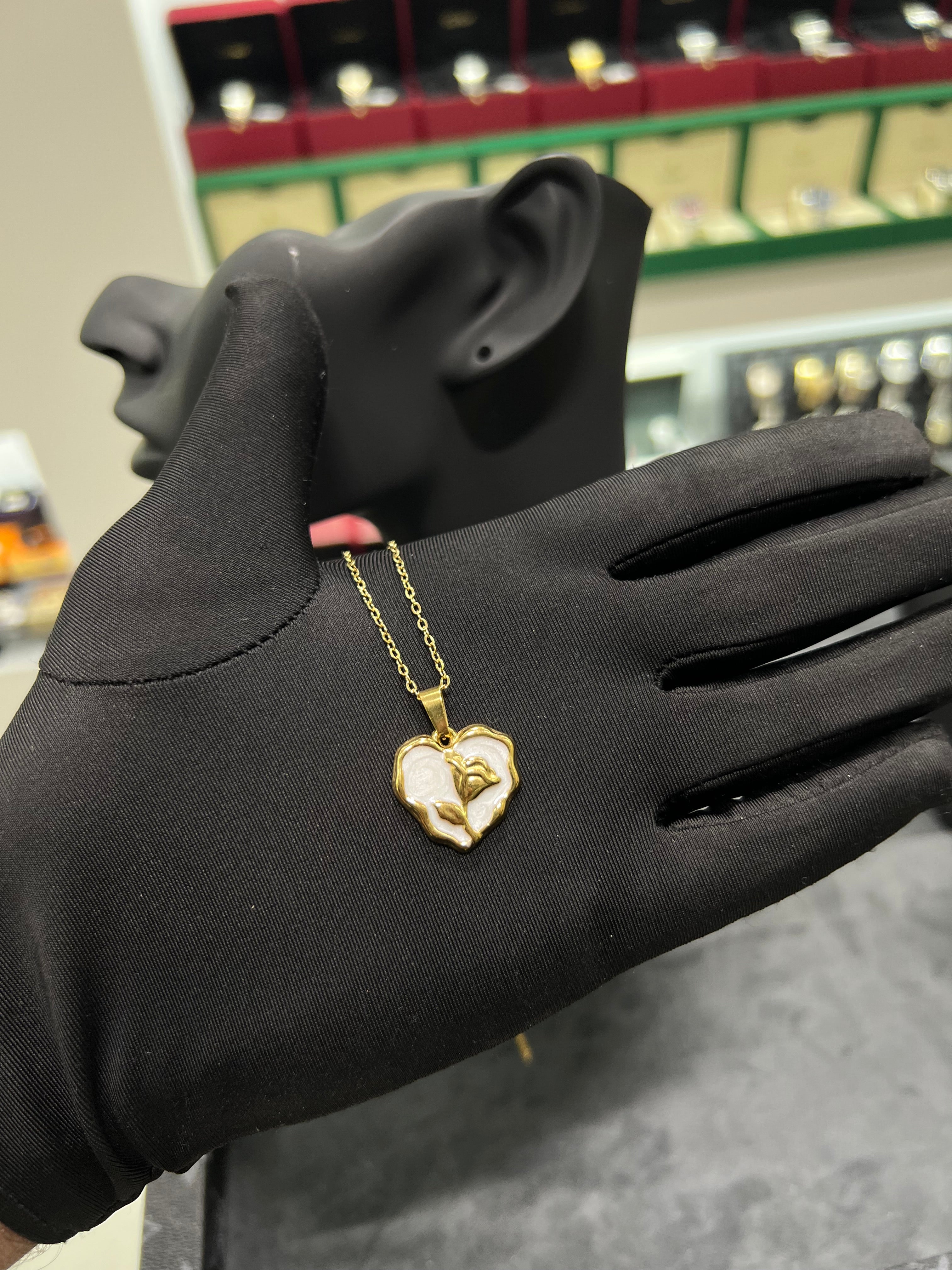 سلسال الورده البيضاء