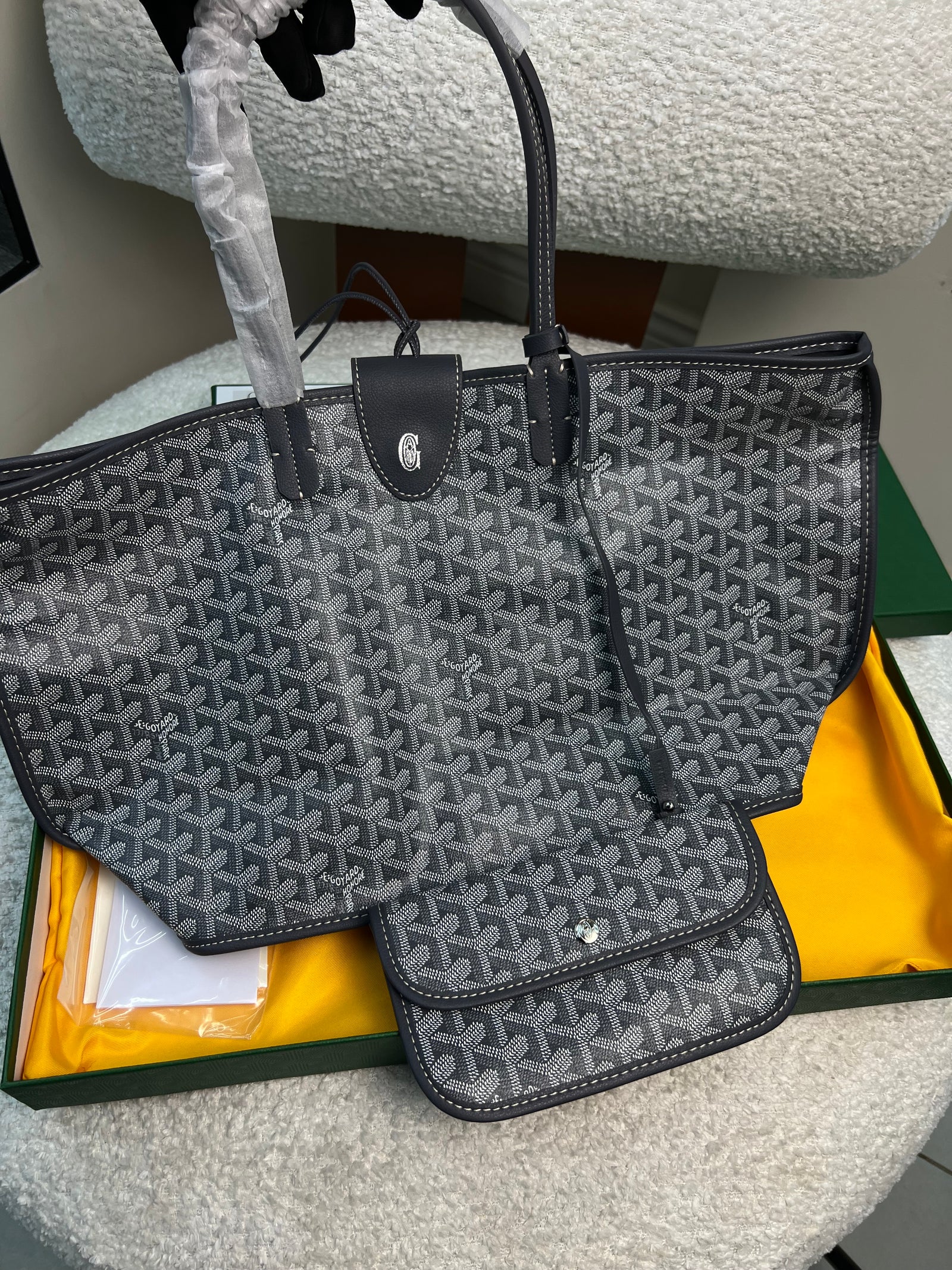 حقيبة أنجو GM جلد بوجهين Anjou GM