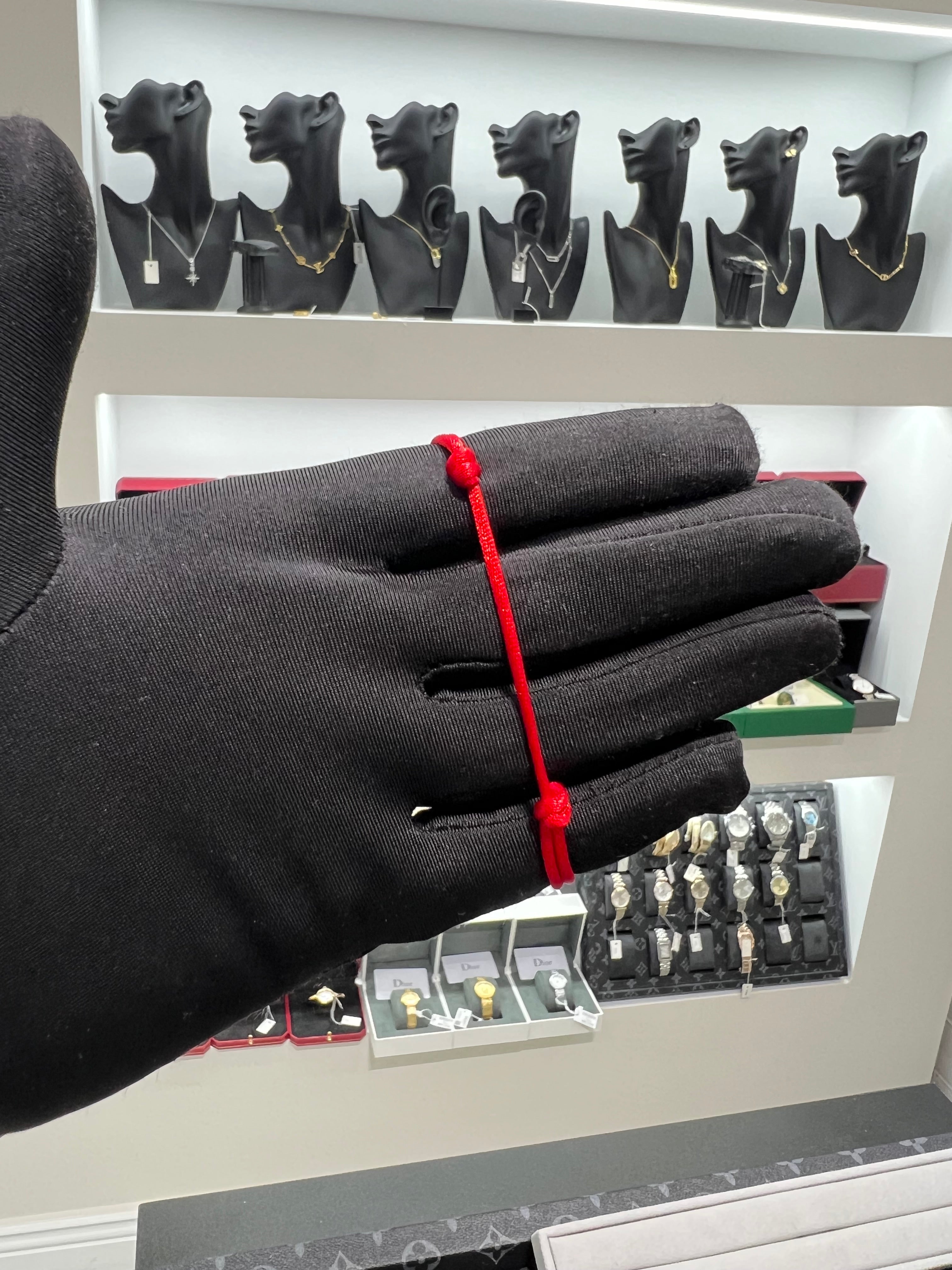 سوار خيط احمر حلقتين ذهبي في الفضي