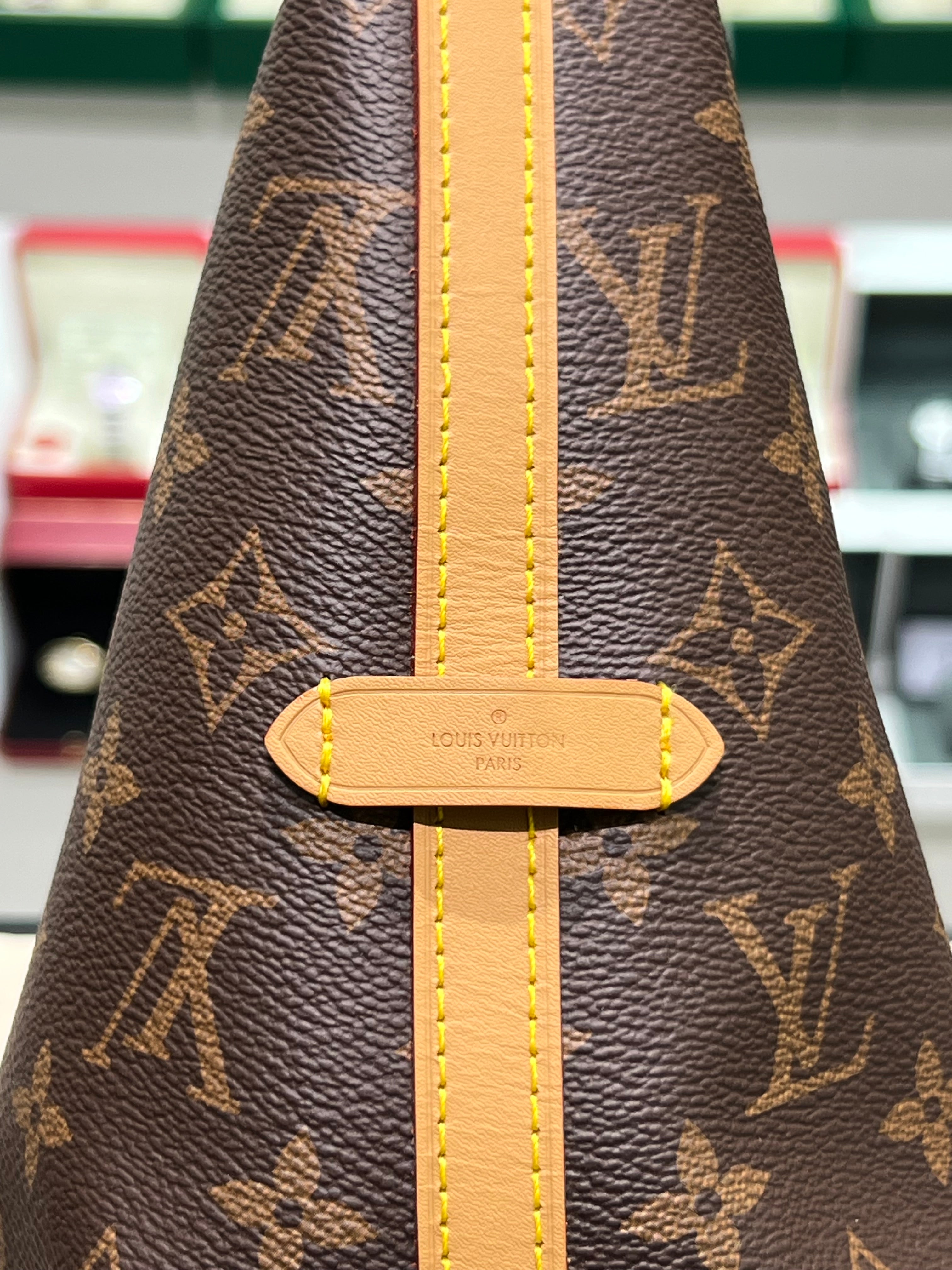 LV CarryAll PM