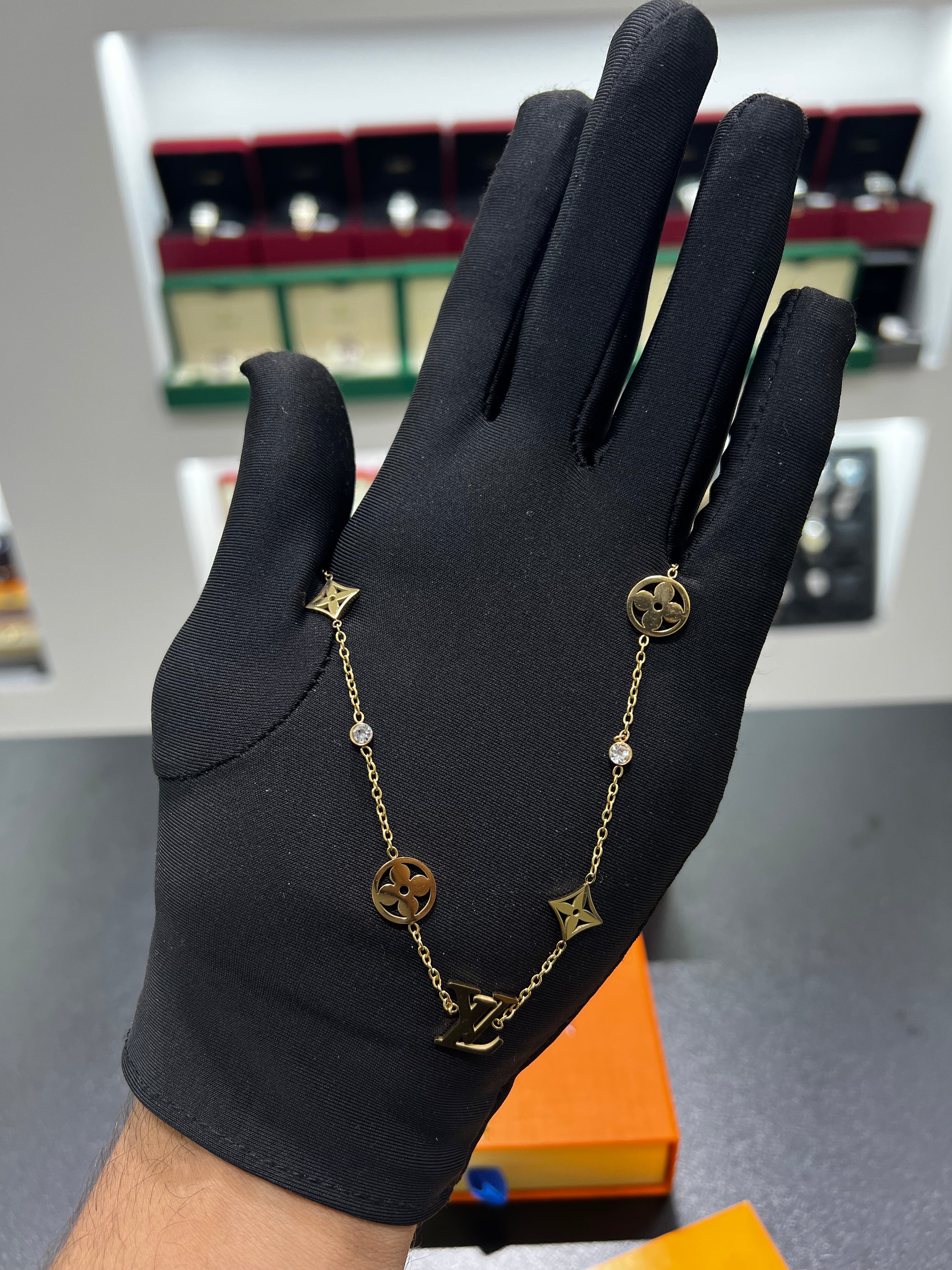 سلسال LV كرستال