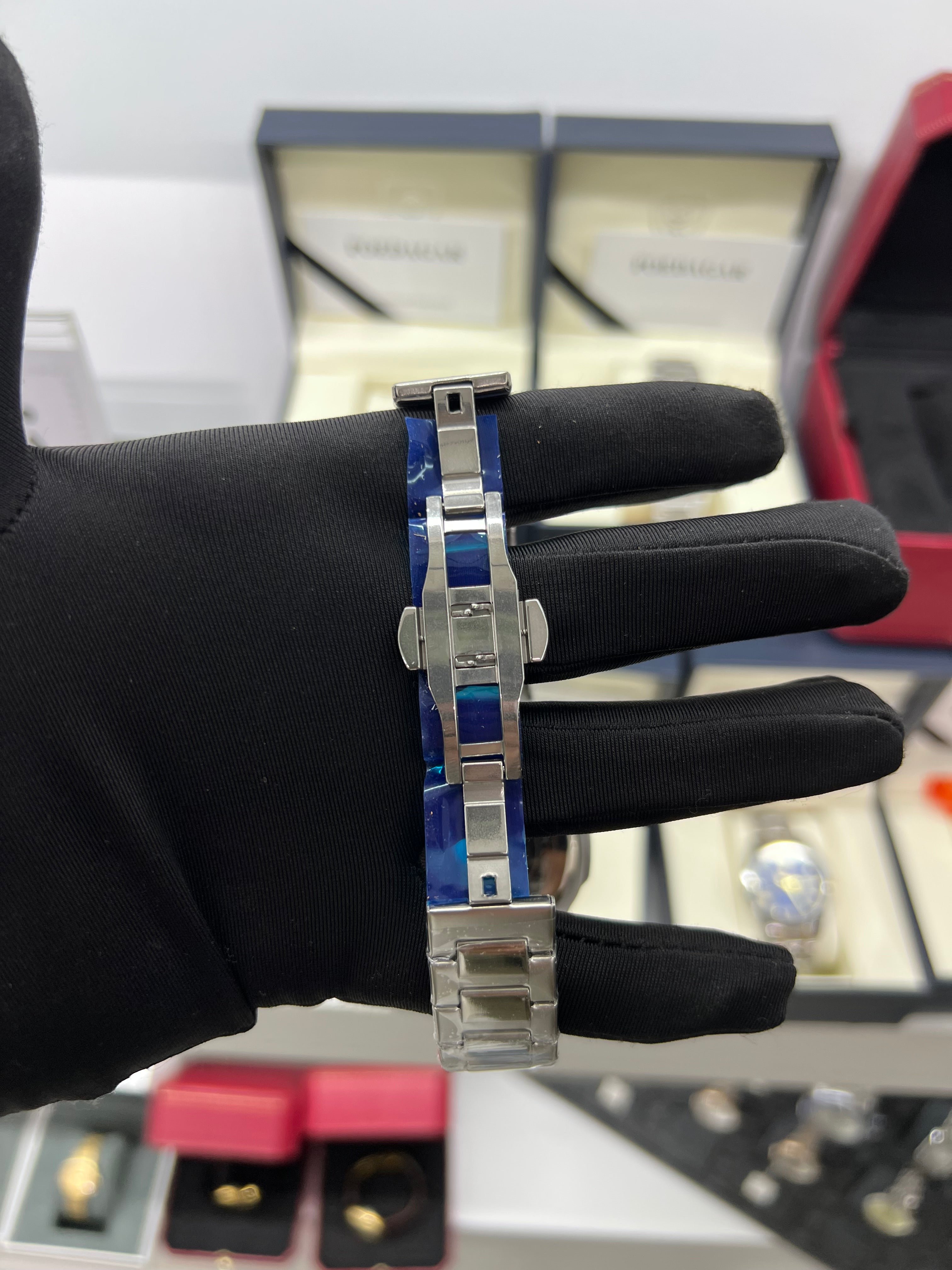 POÈDAGAR لون اخضر