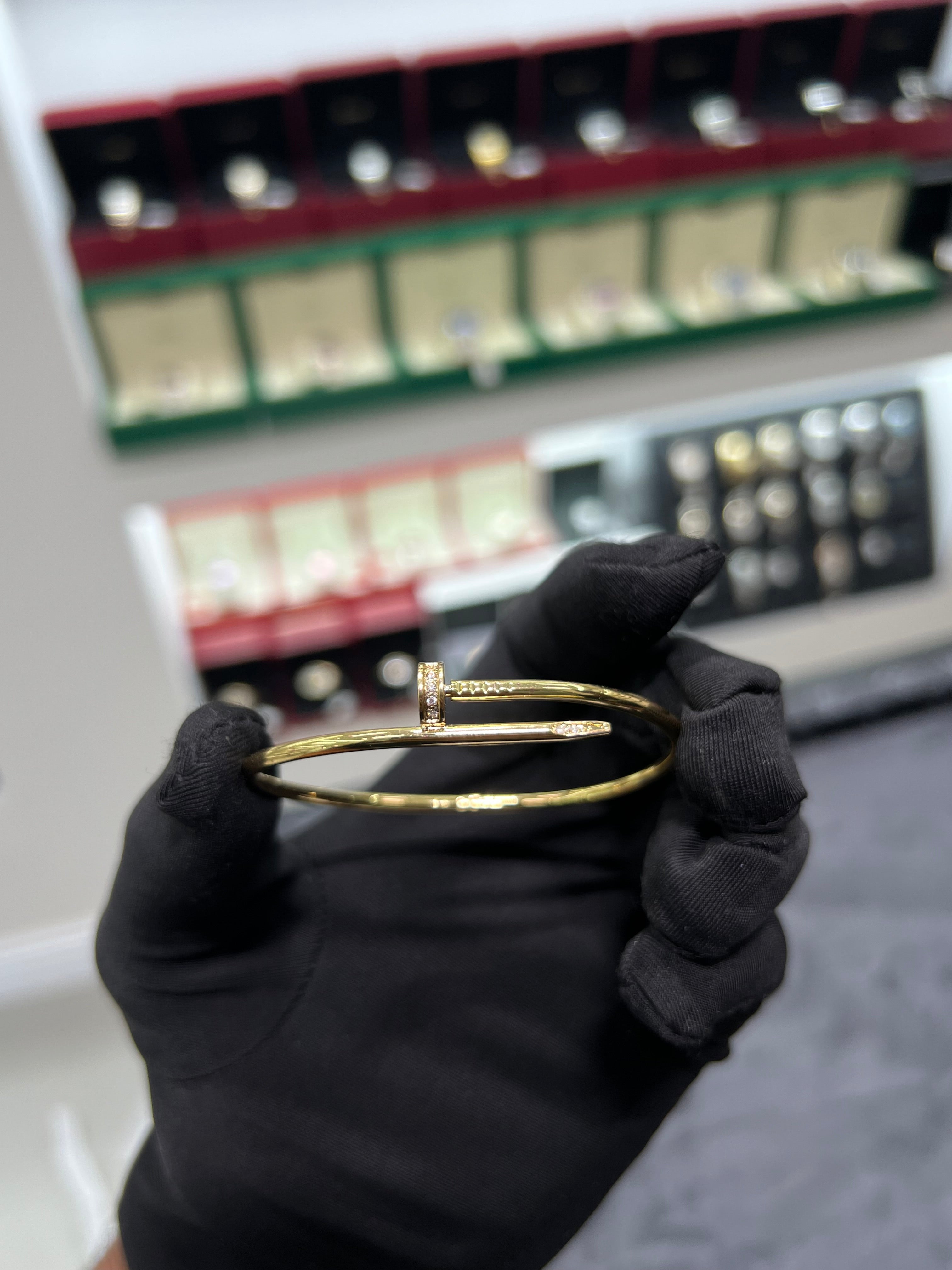 اسوار جوست آن كلو رفيع