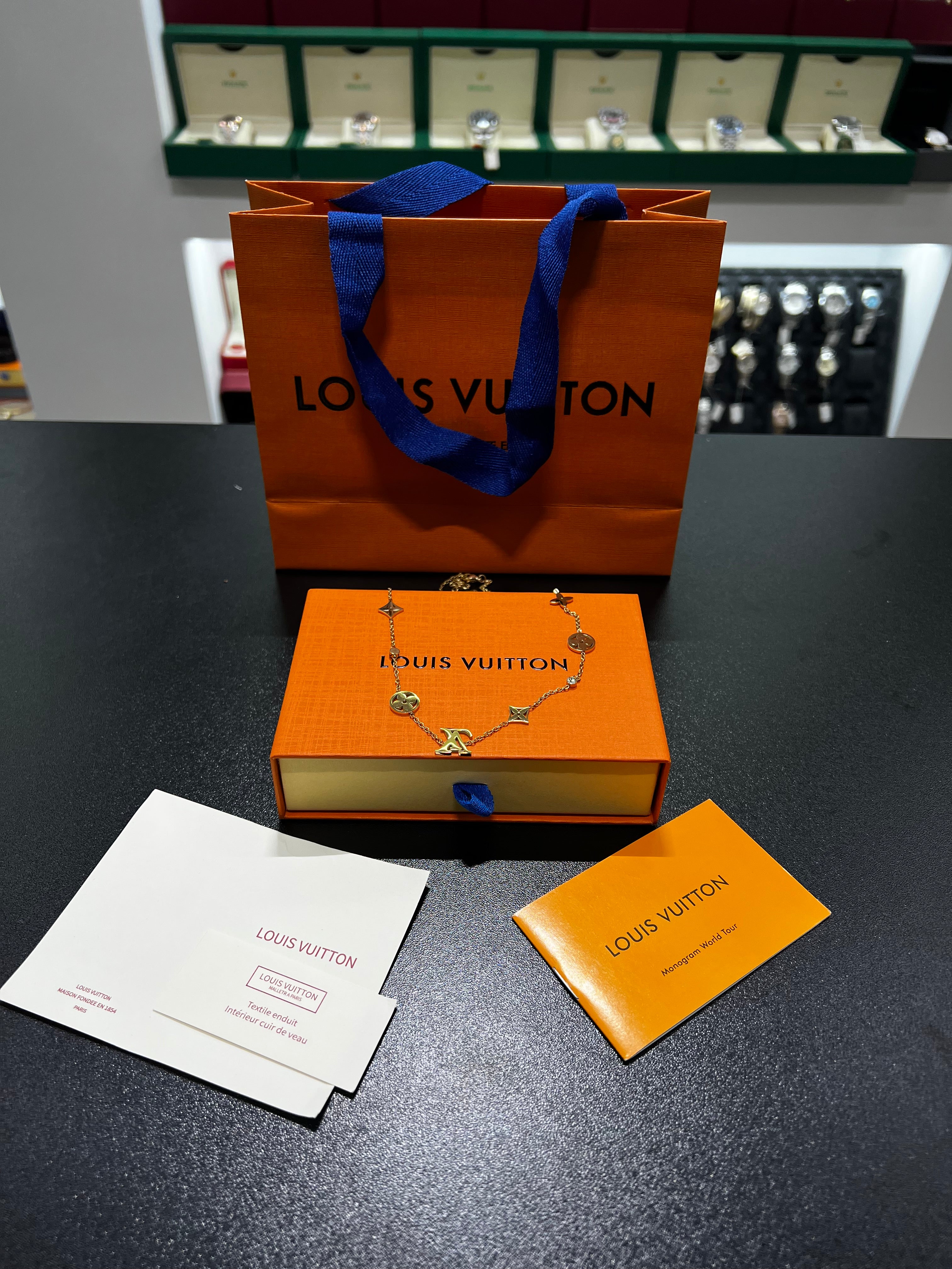 سلسال LV كرستال
