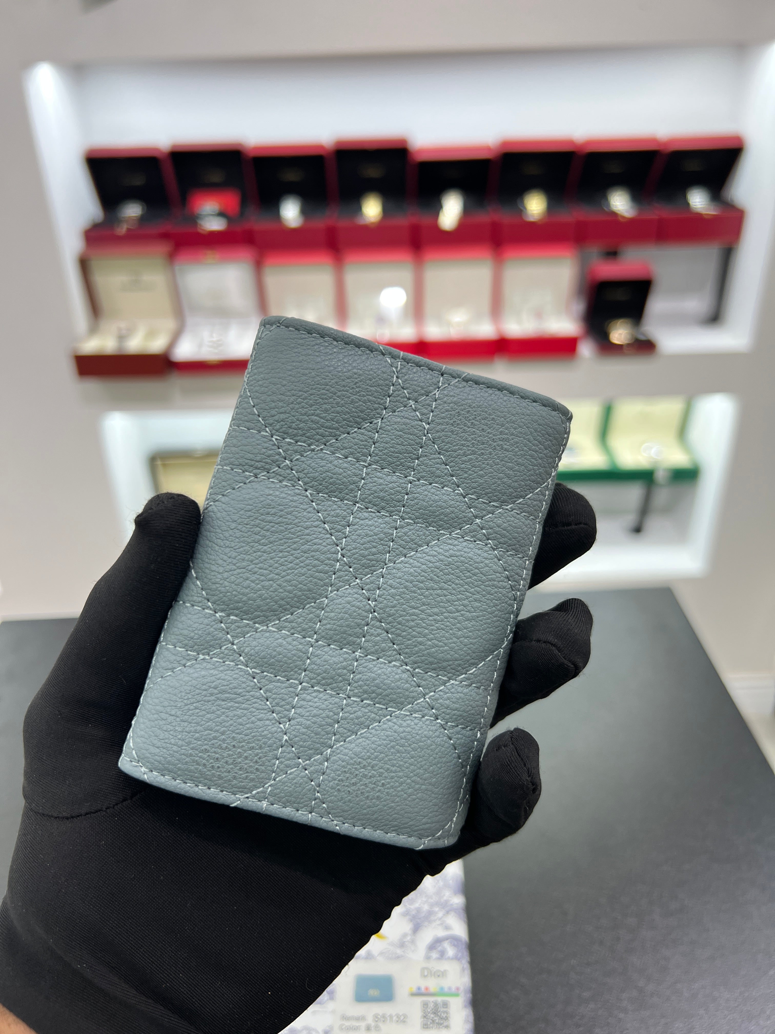 Cosmos Wallet – Grey Cannage Leather