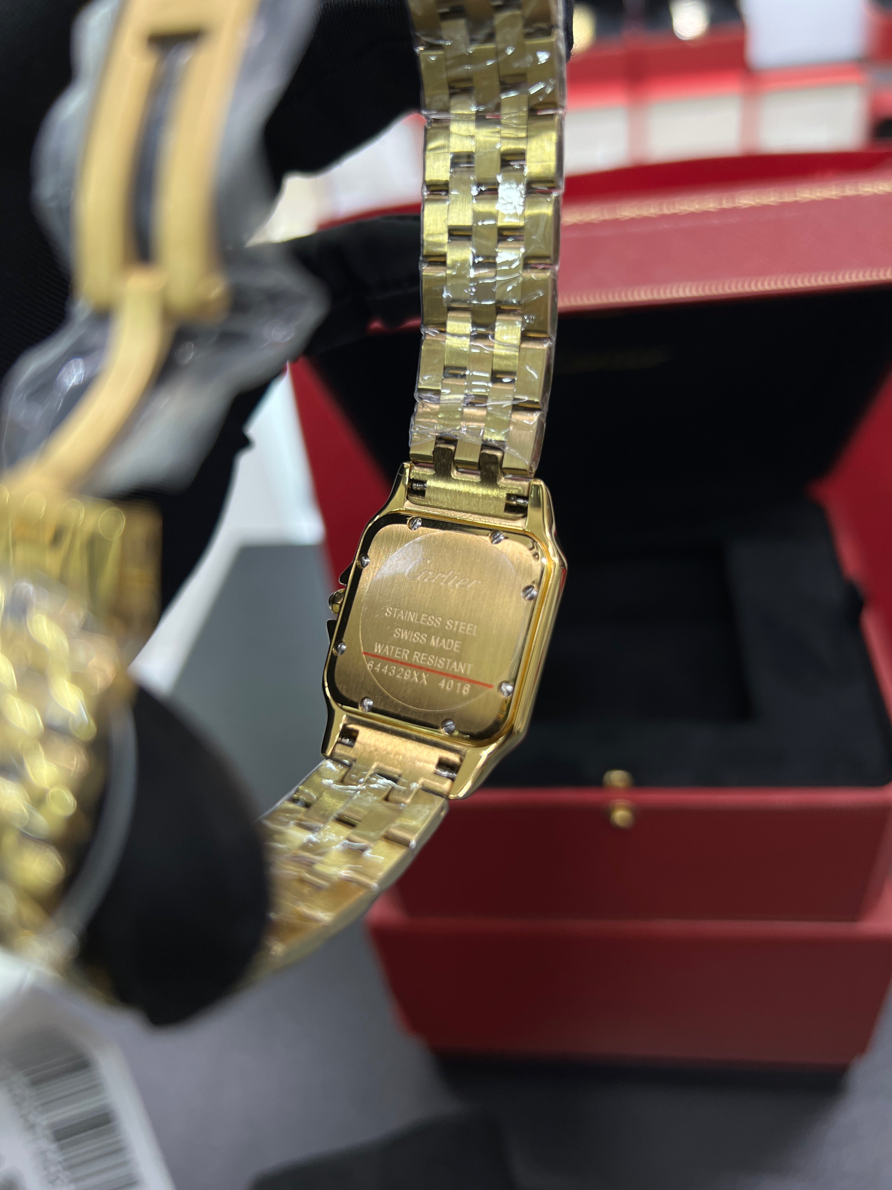 Panthère Gold Classic Model