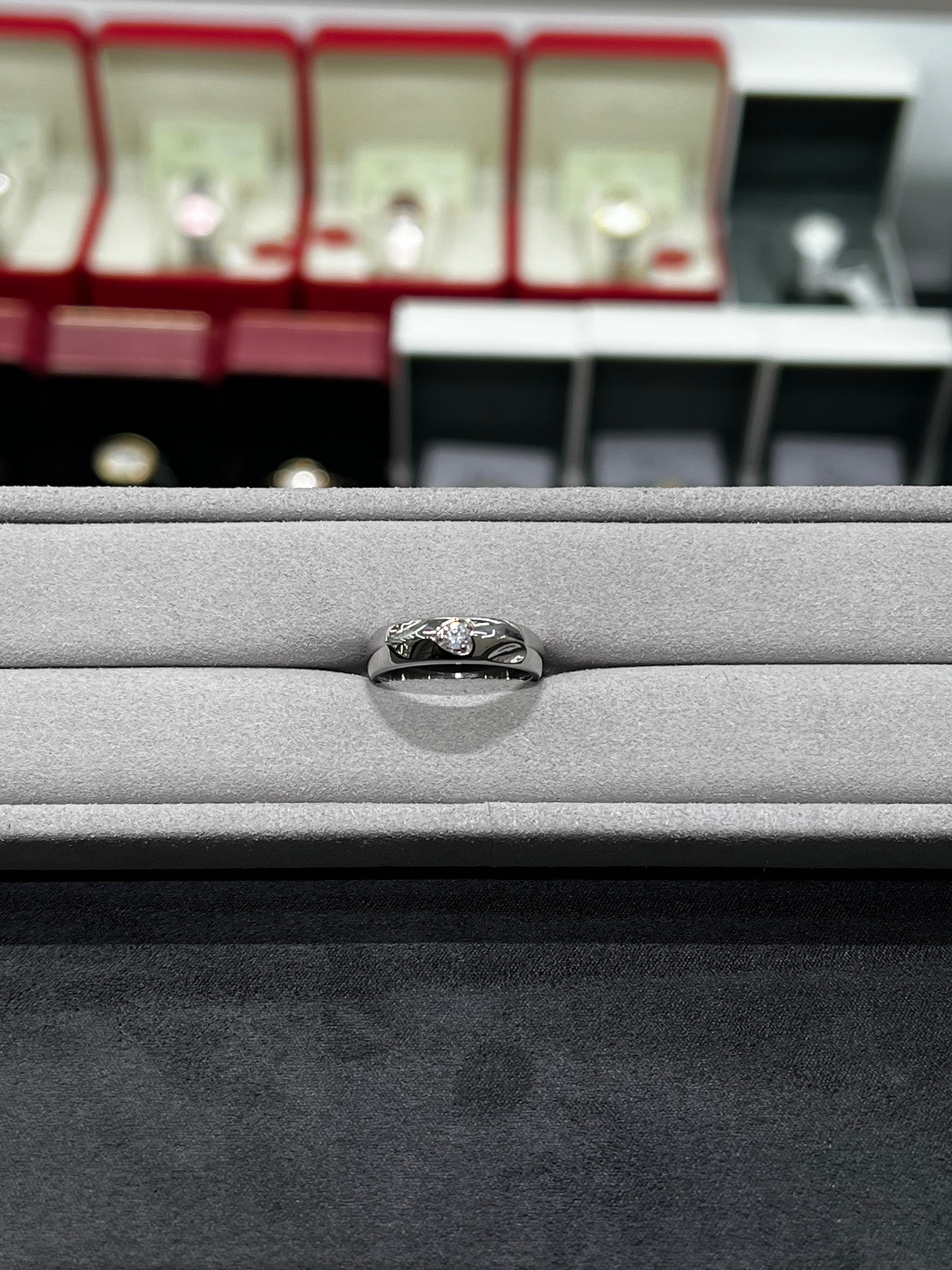 خاتم القلب الفضي