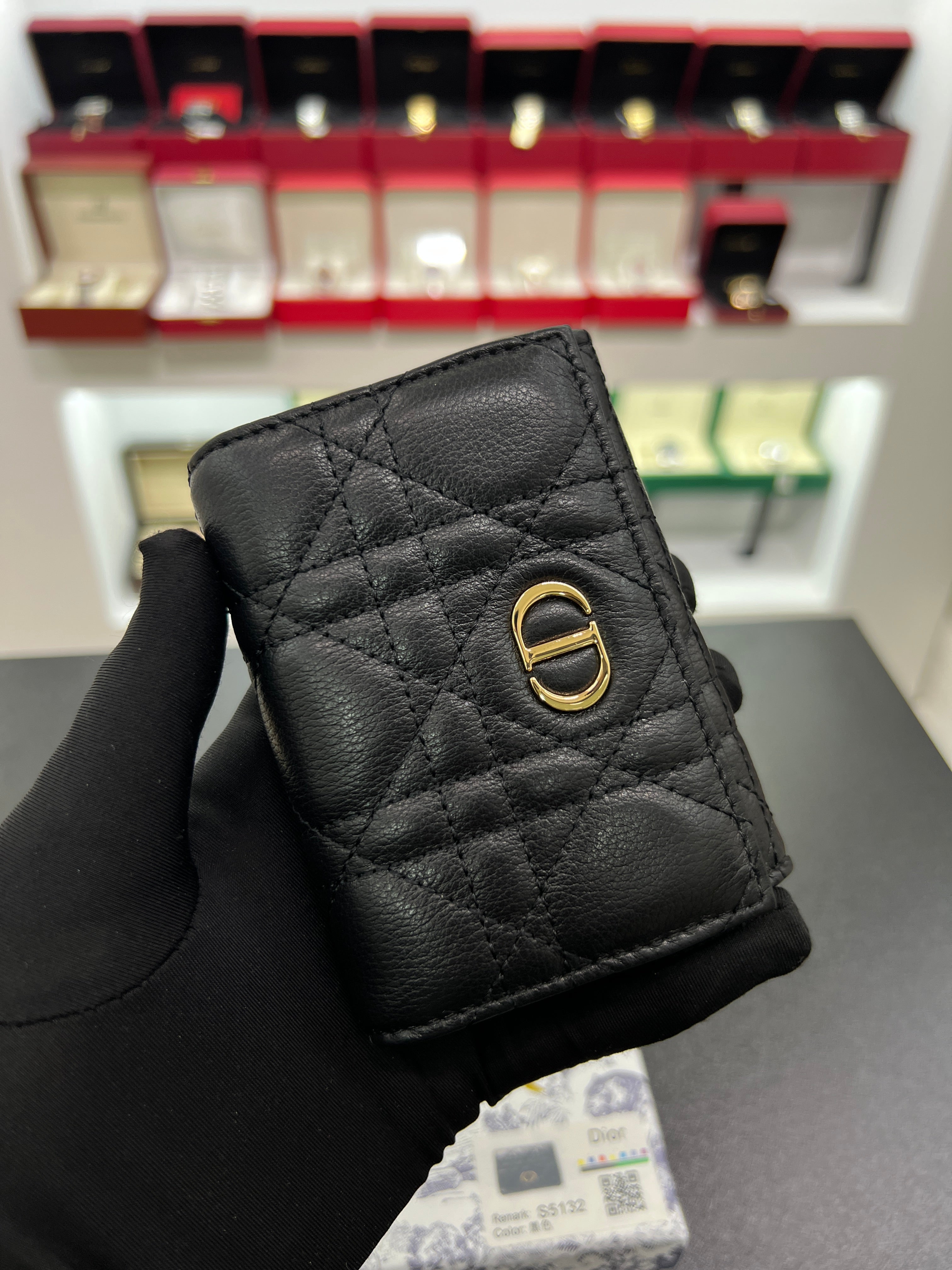 Caro Cosmos Wallet – Black Cannage Leather