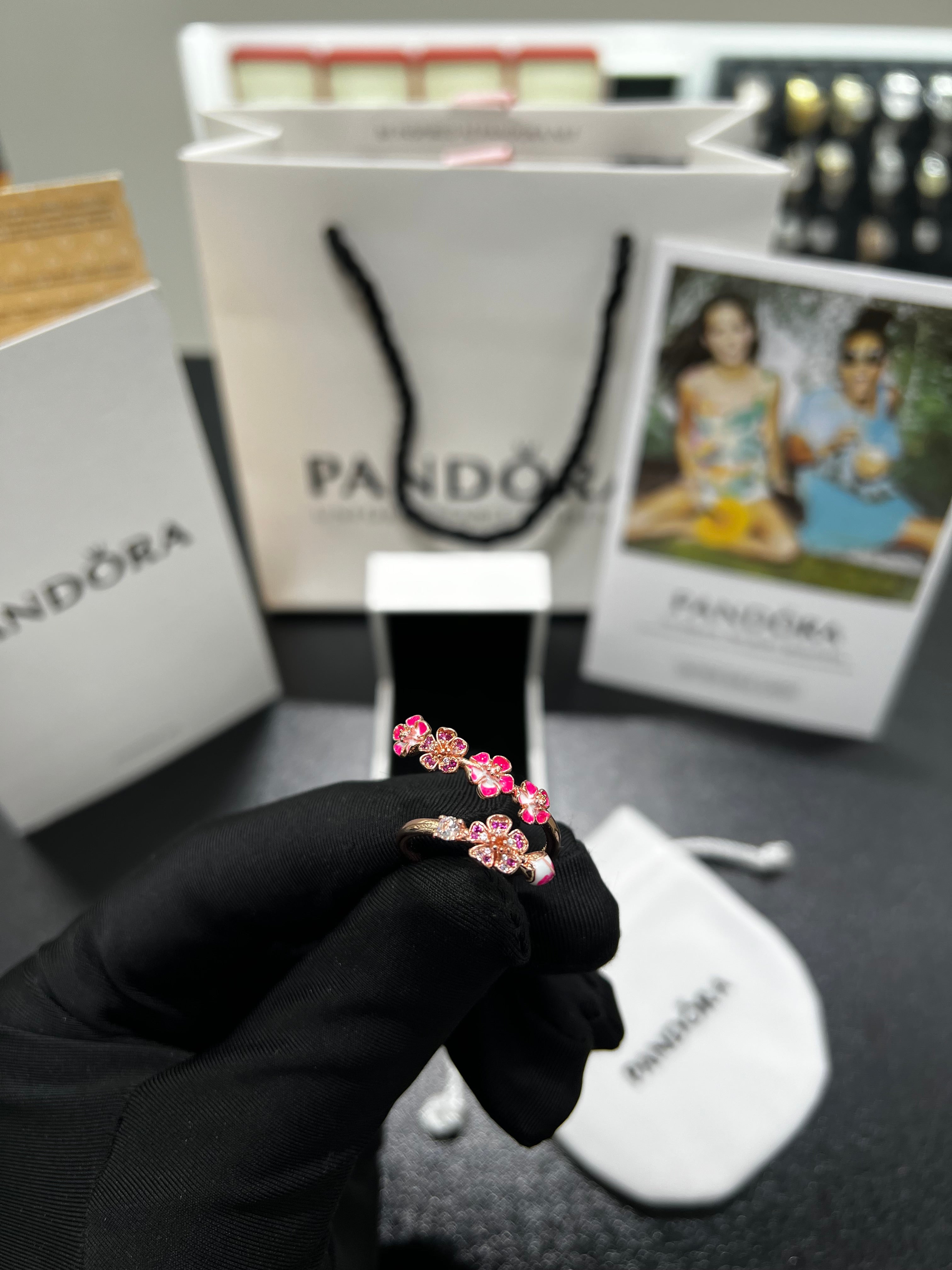 خاتم Pandōra روز قولد