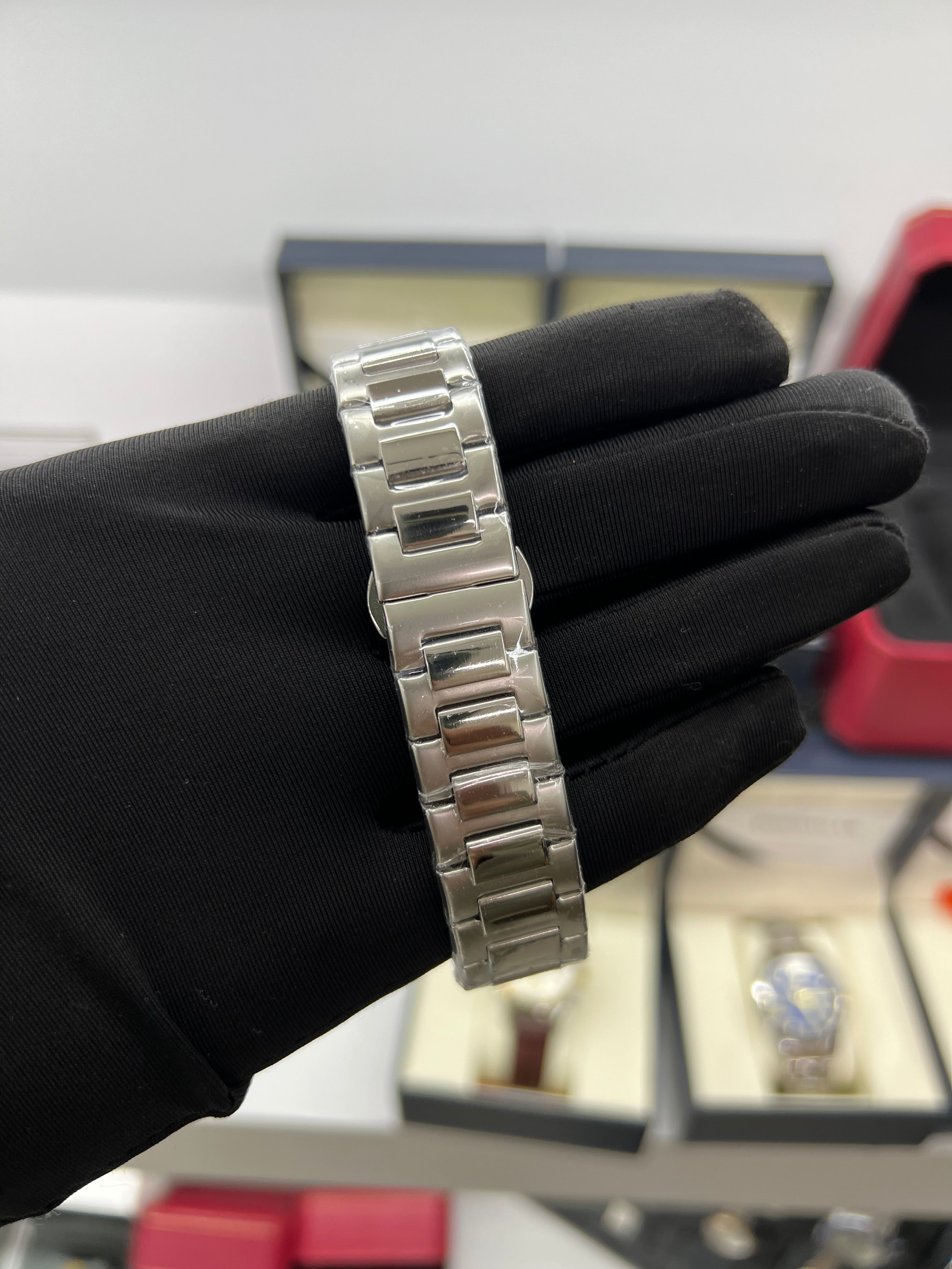 POÈDAGAR لون اخضر