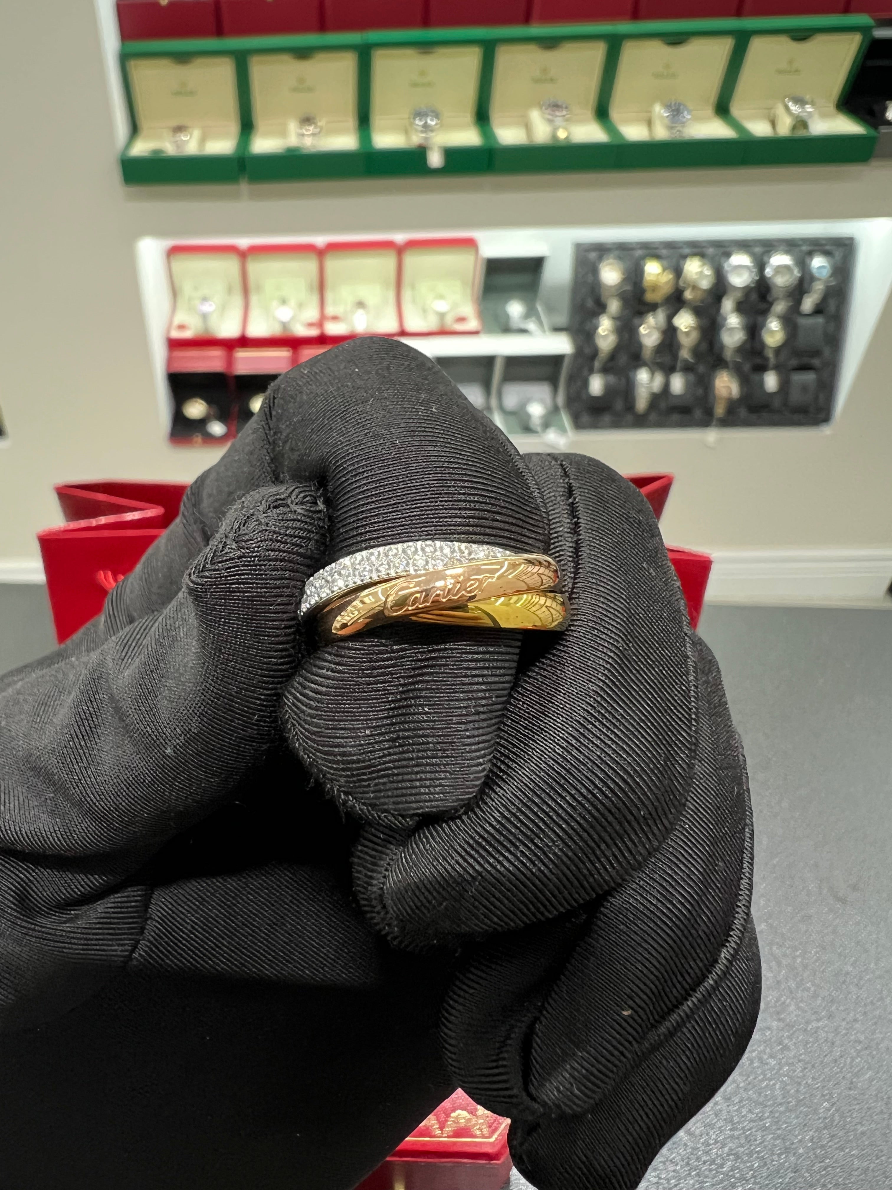 خاتم Cartiėr ترينيتي مرصع