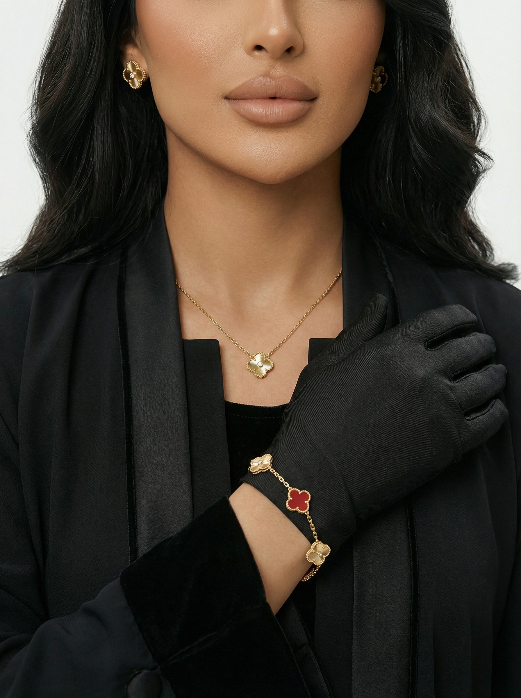 طقم فان كلييف حني مرصع