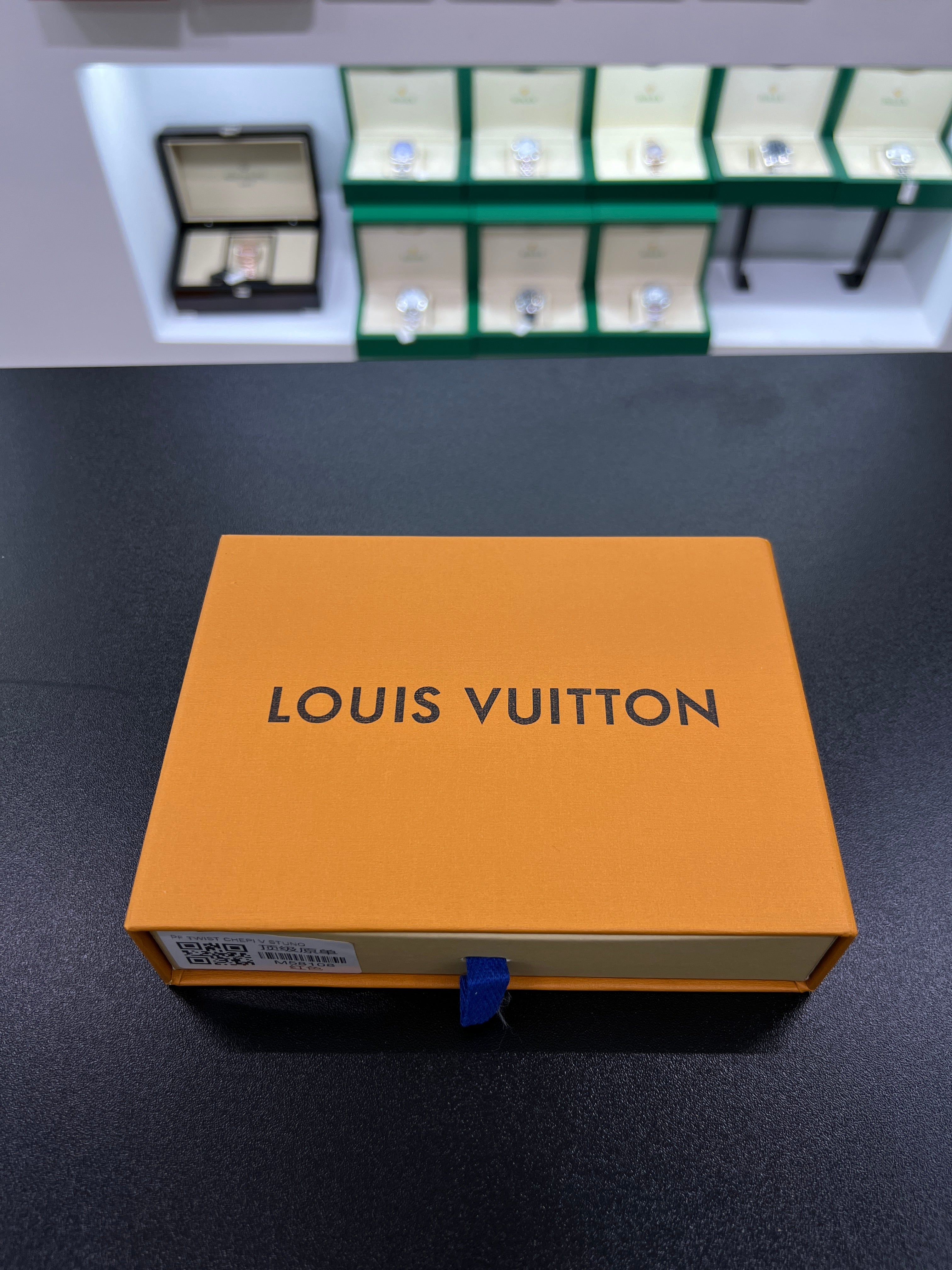 Victorine Wallet – Monogram Canvas (Black Interior)