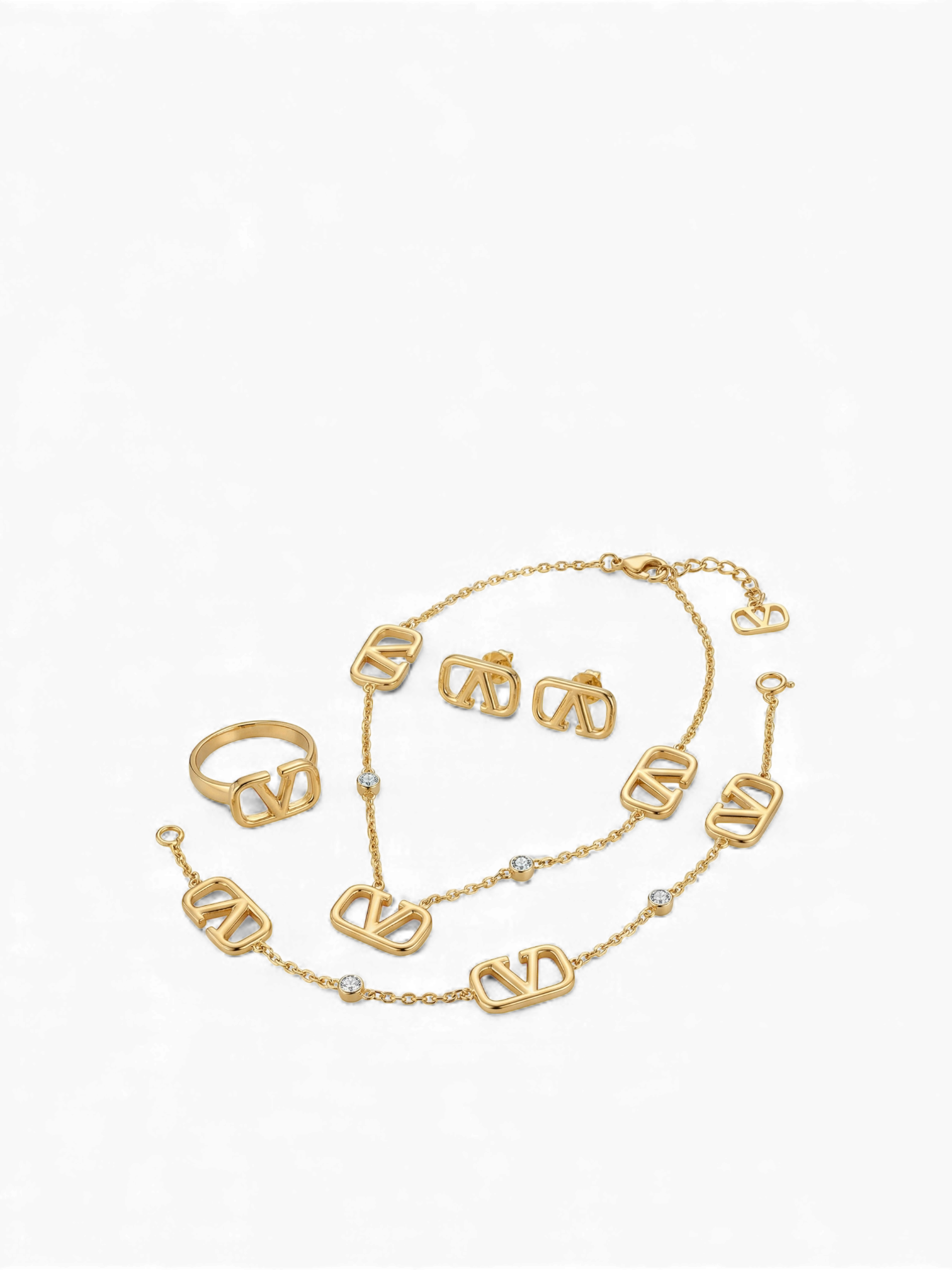 طقم فلانتينو بالخاتم