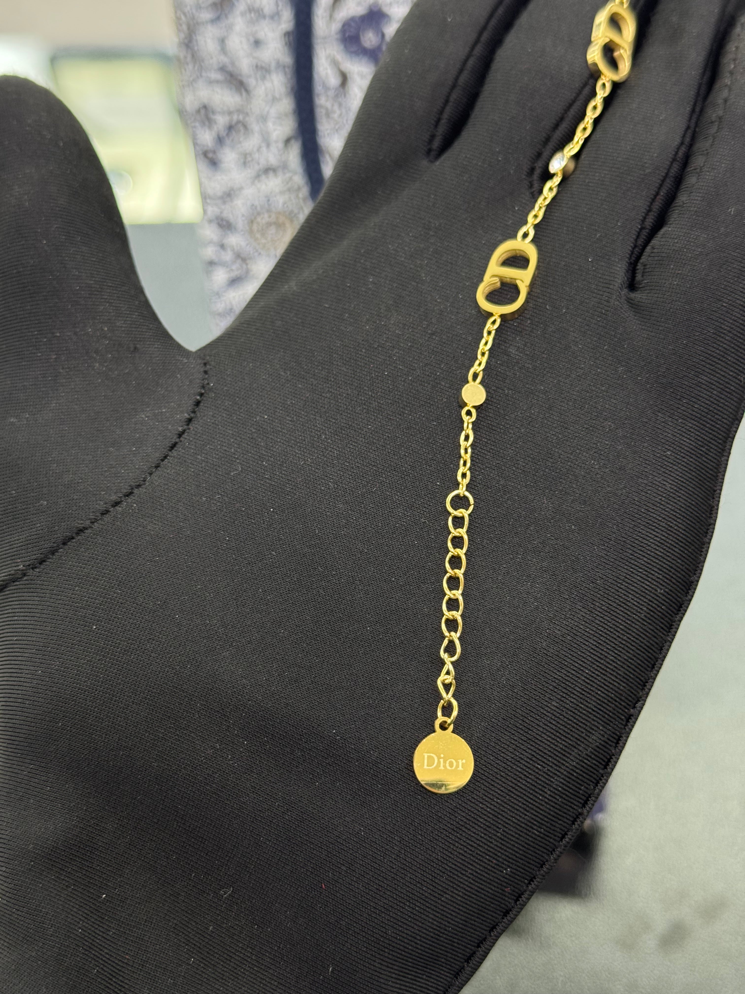 طقم ديور التلاثي