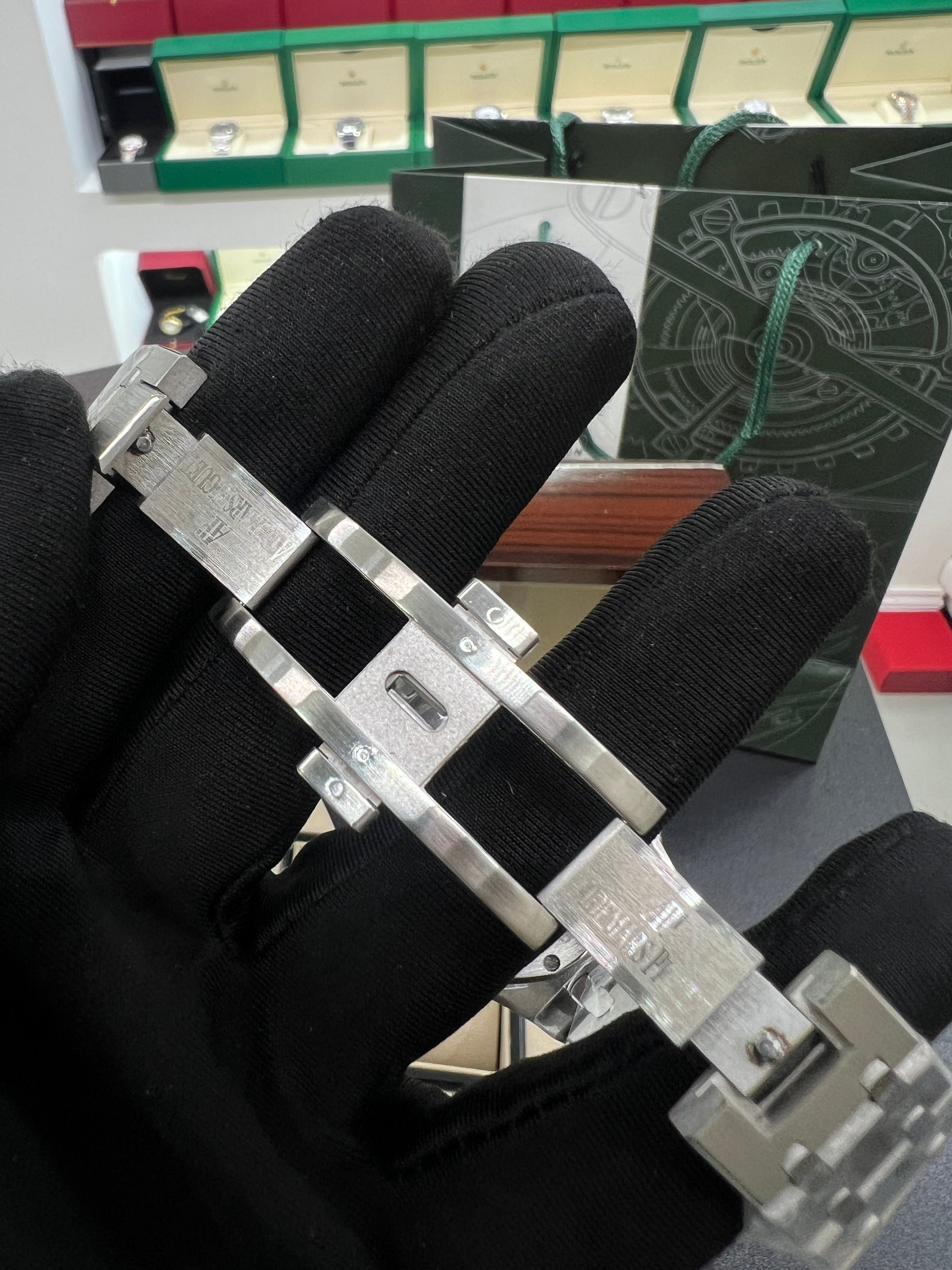 Royal Oak Automatic – Black Dial