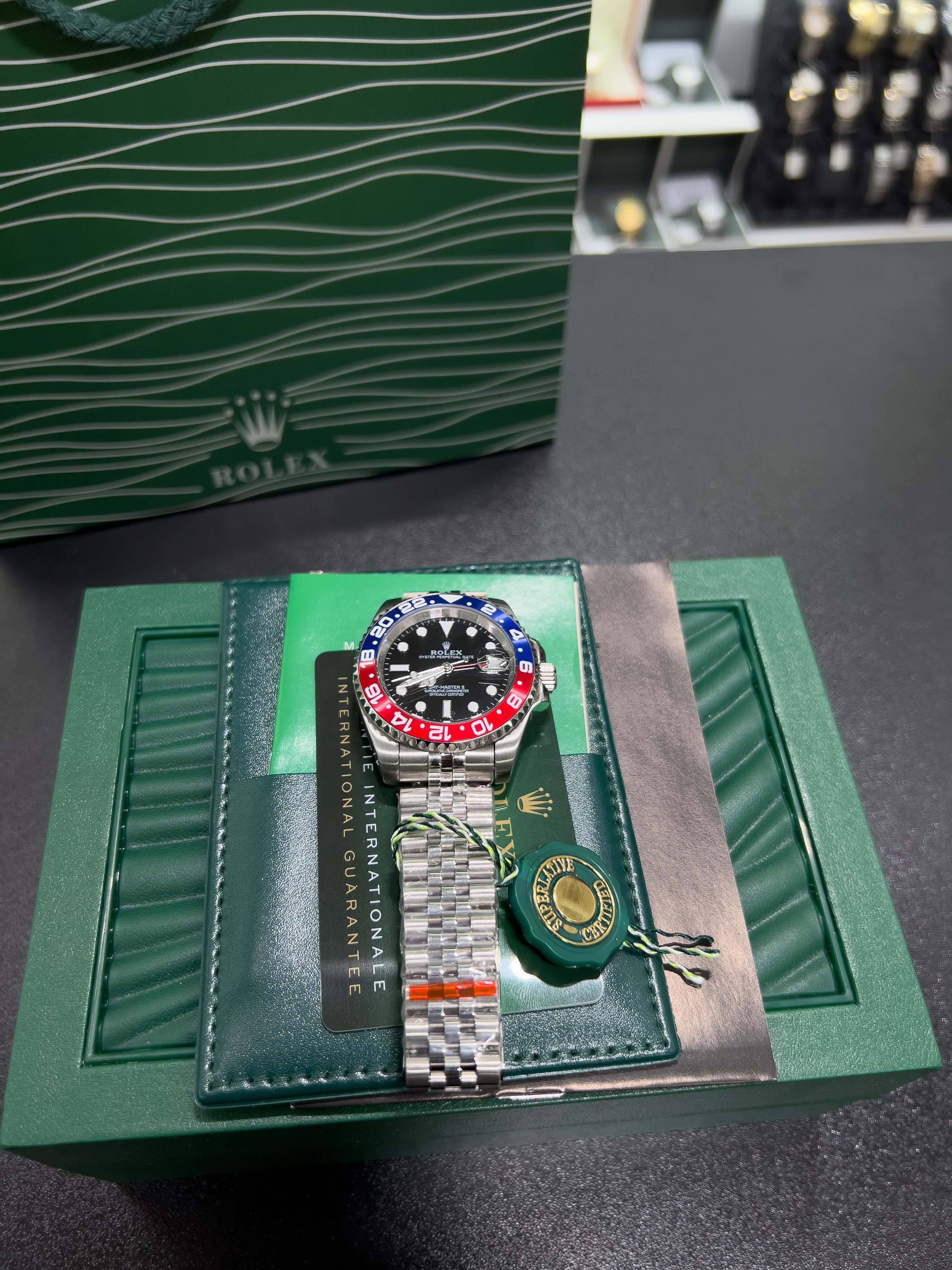 GMT-Master II Pepsi Bezel – Black Dial Jubilee