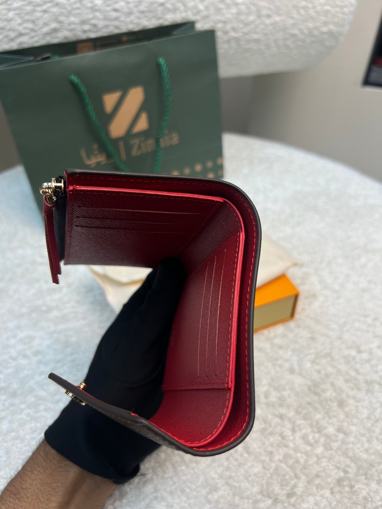محفظة فيكتورين بنقشة دامييه البنّية Victorine Damier Ebene Wallet
