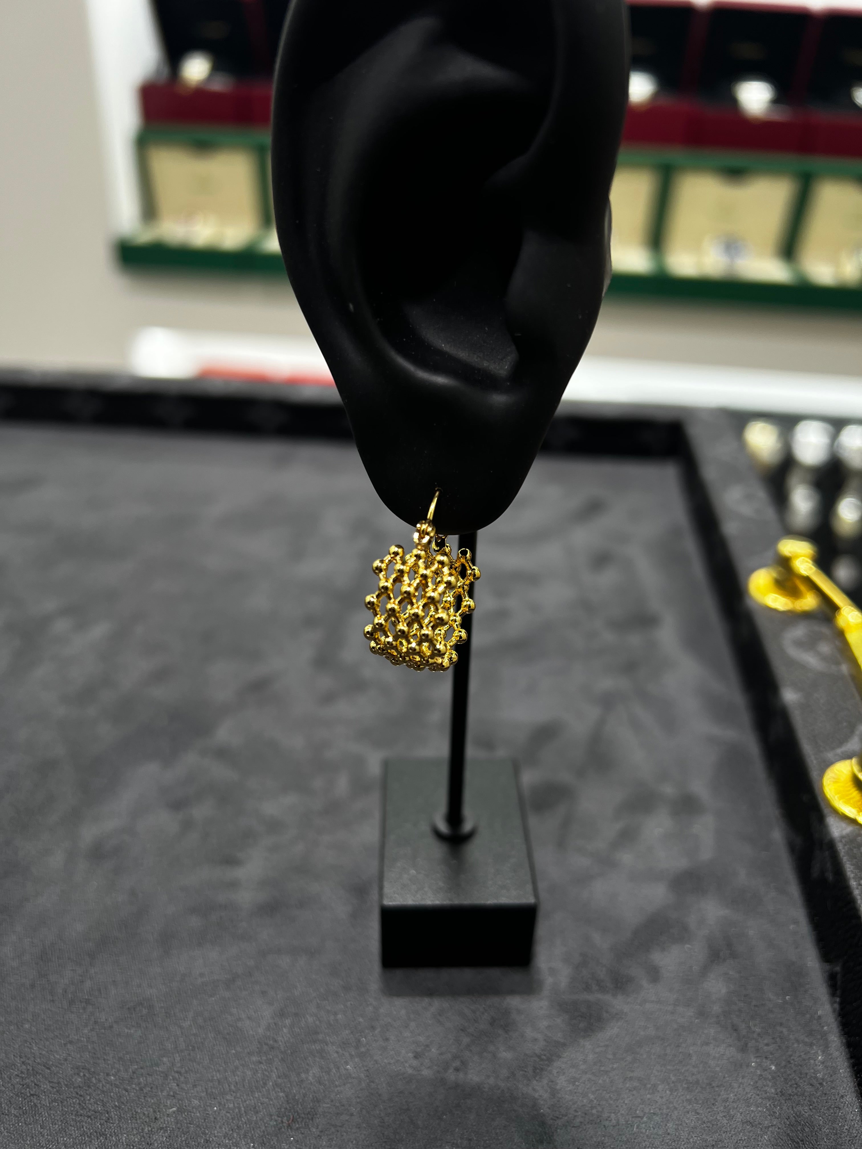 أقراط أذن المشبك