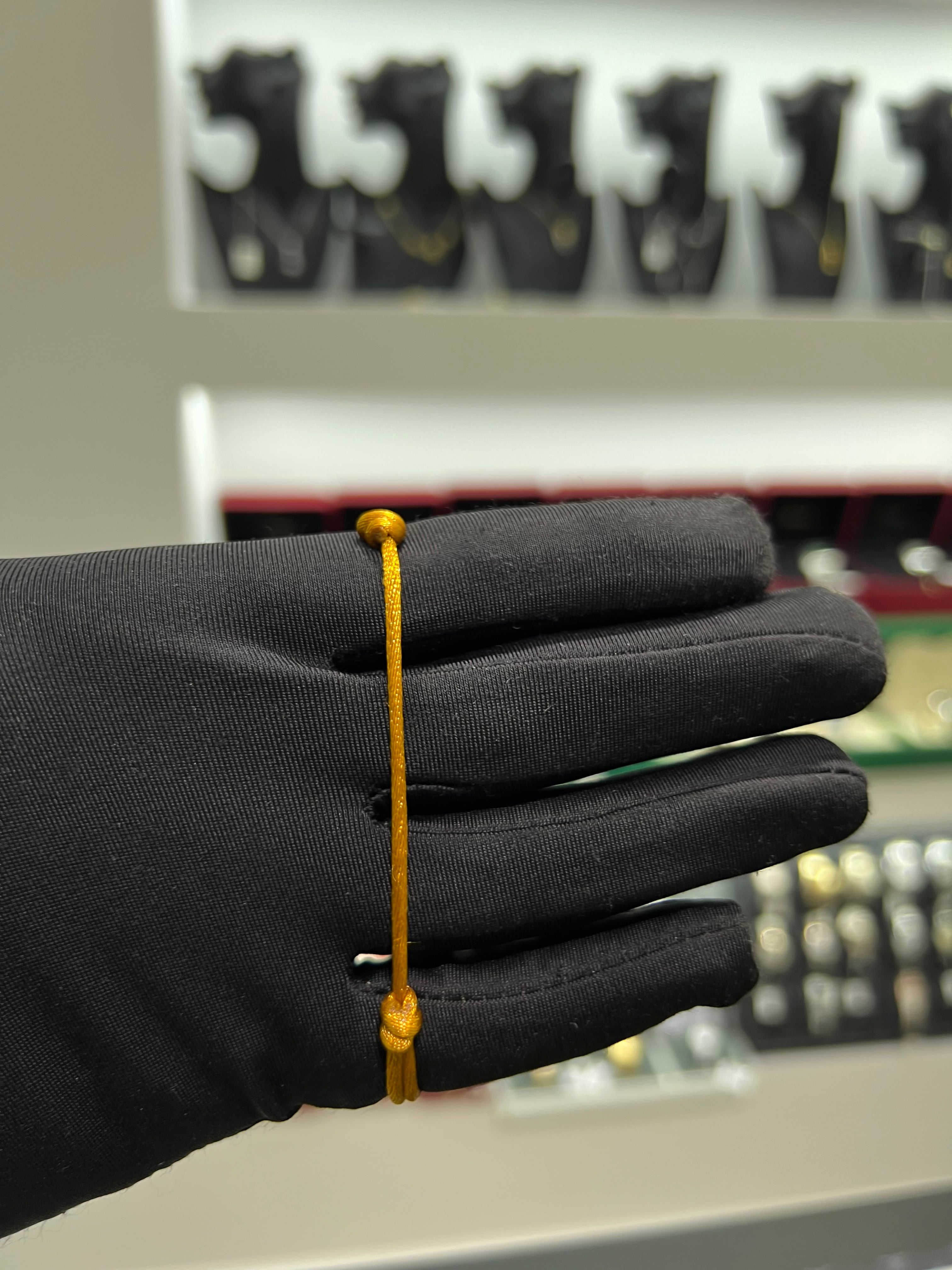 كارتير خيط الذهبي التلاثيه