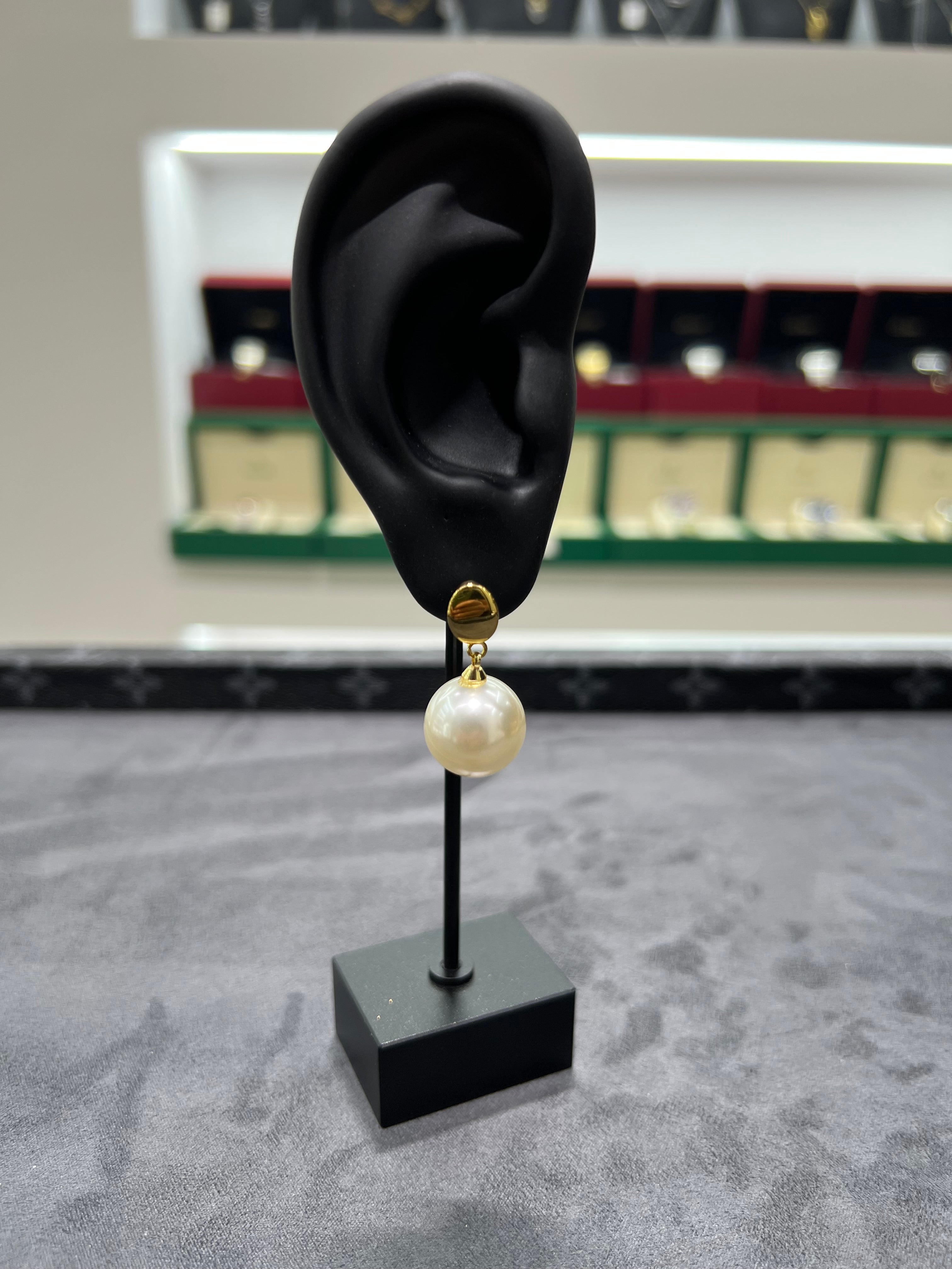 أقراط أذن لؤلؤ