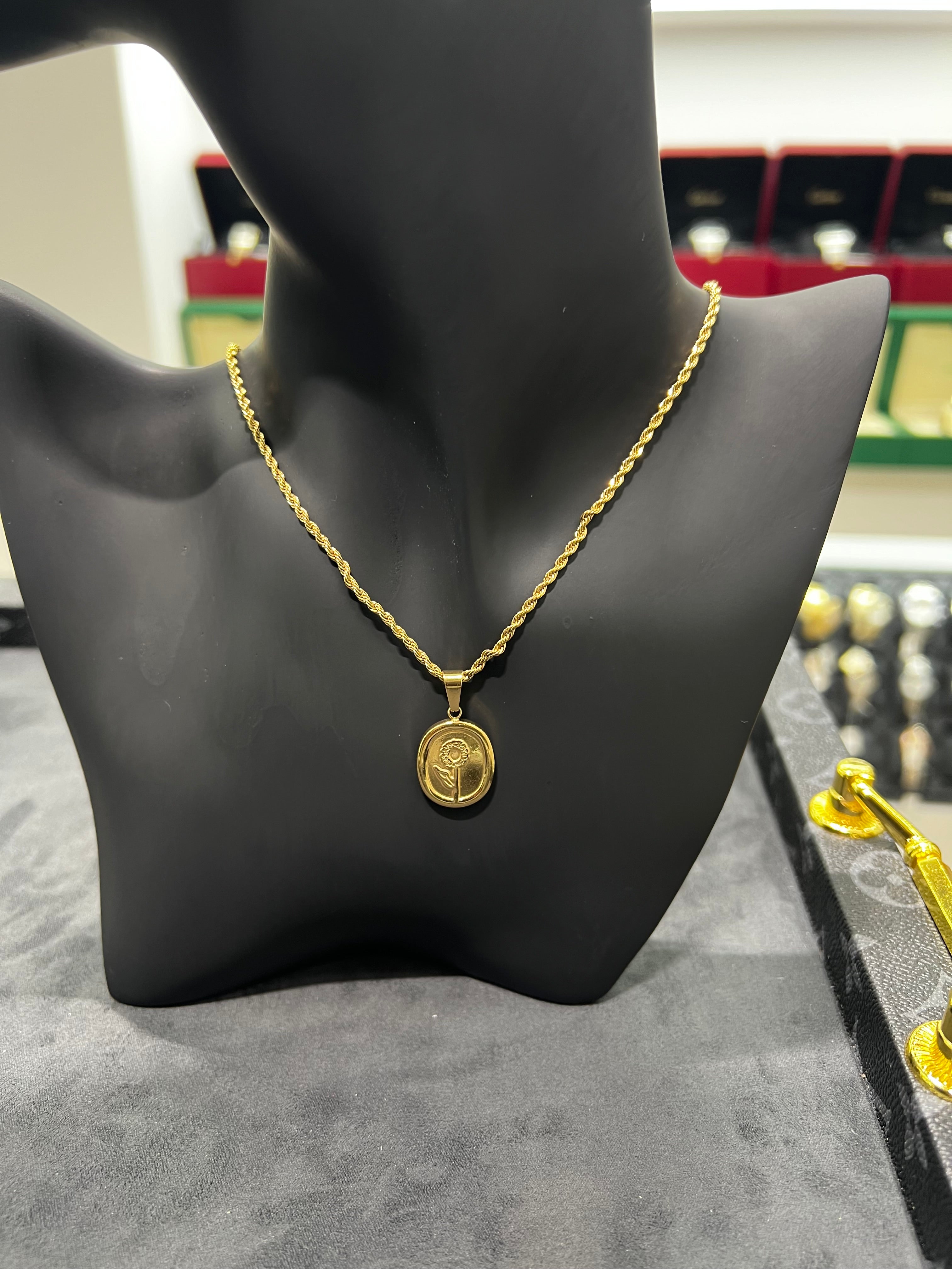 سلسال الورده الذهبيه