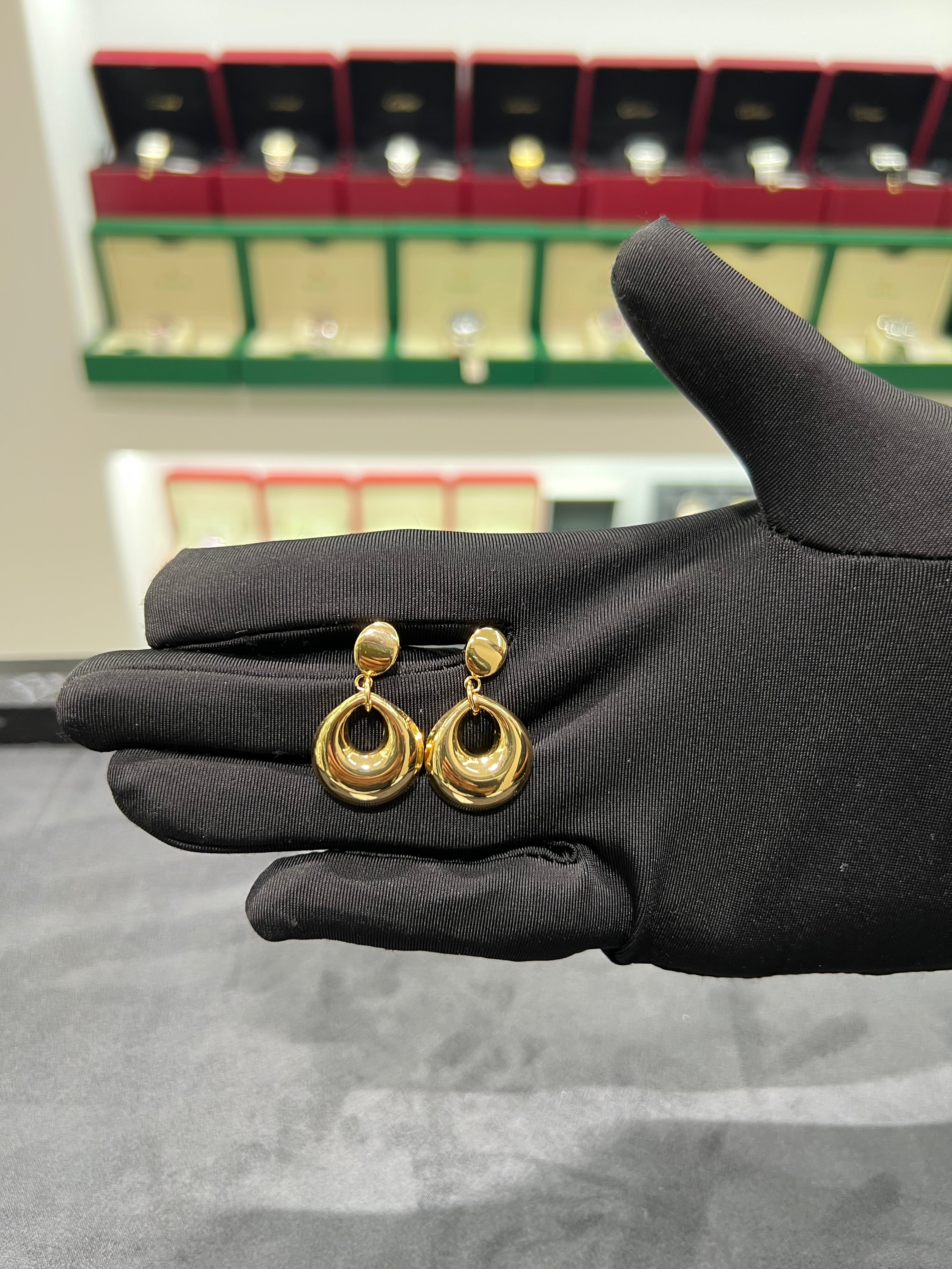 أقراط أذن الدمعه الدائريه