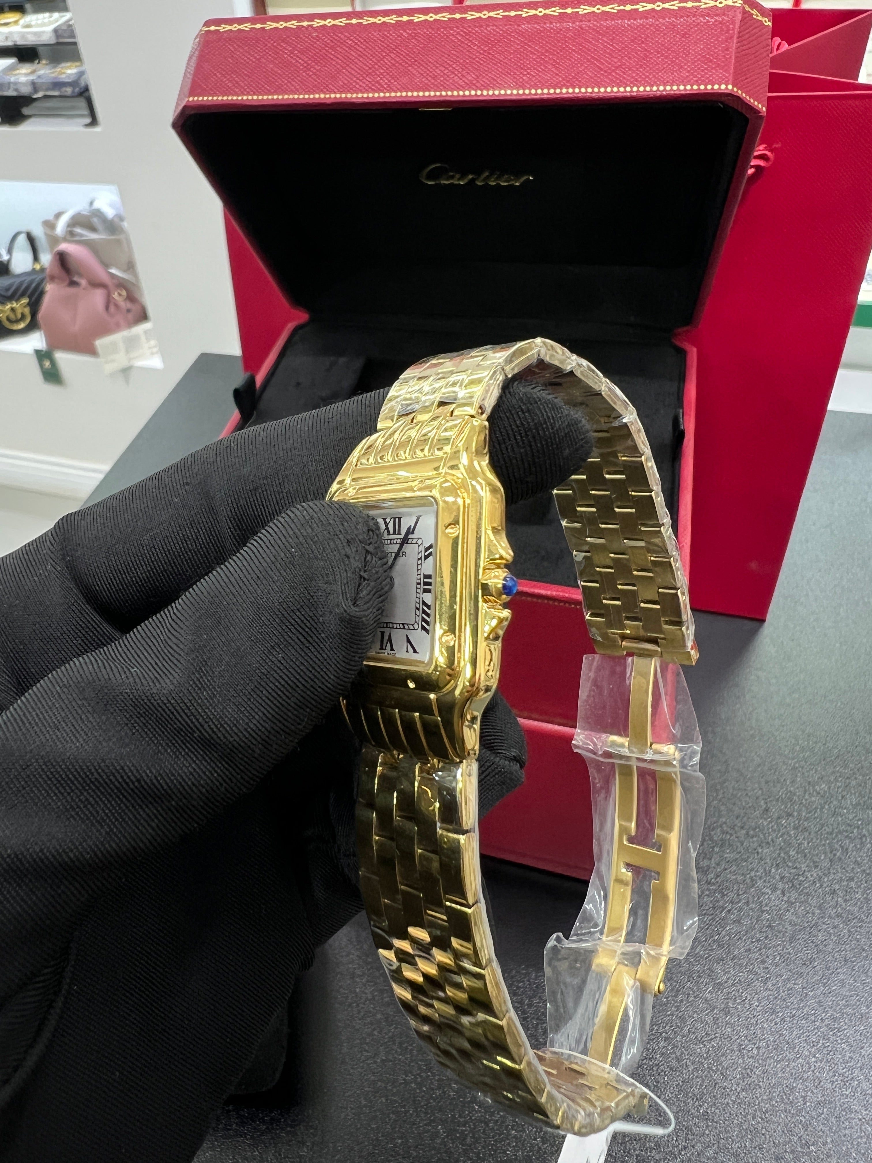Panthère Gold Classic Model