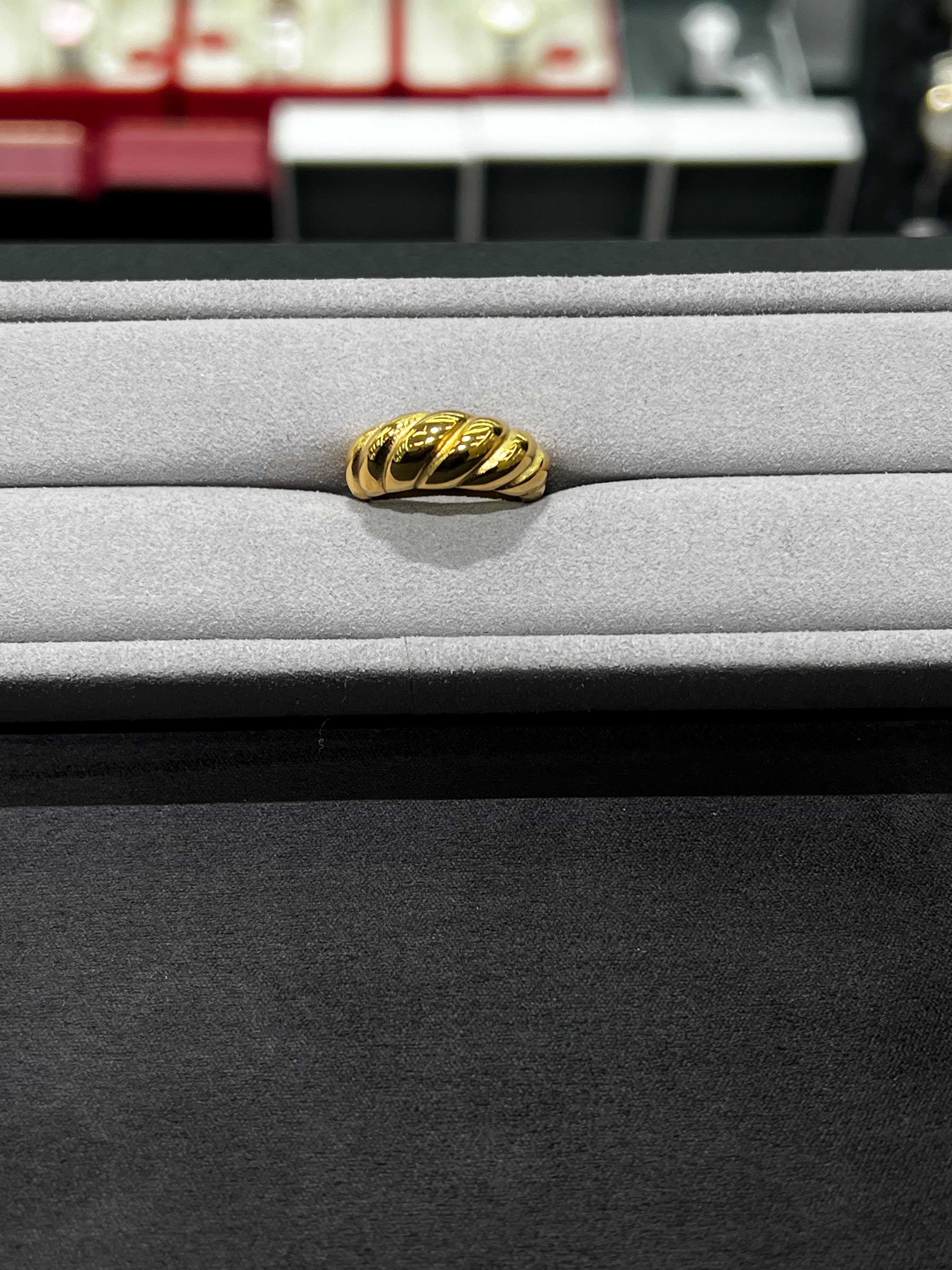 خاتم المضفور