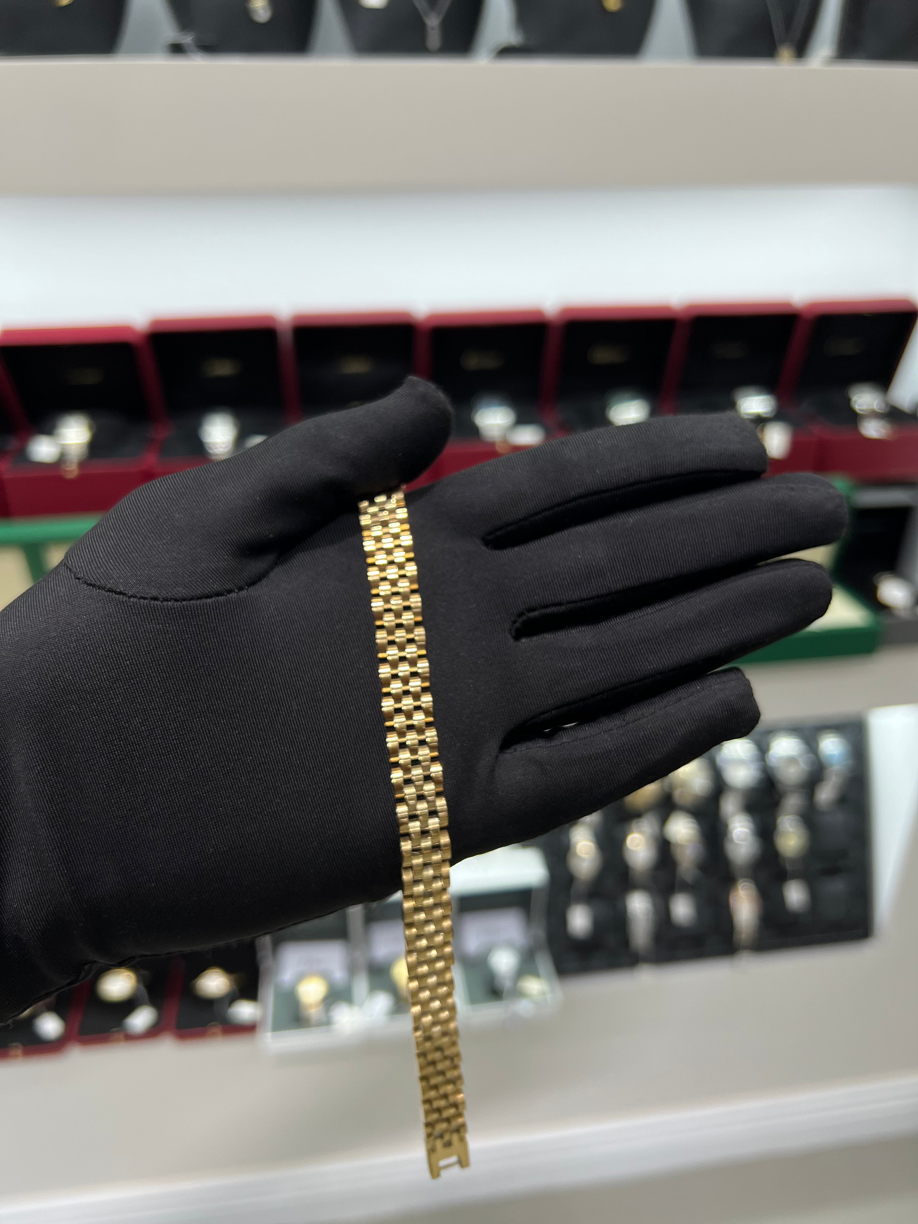 سوار رولكس ذهبي عريض