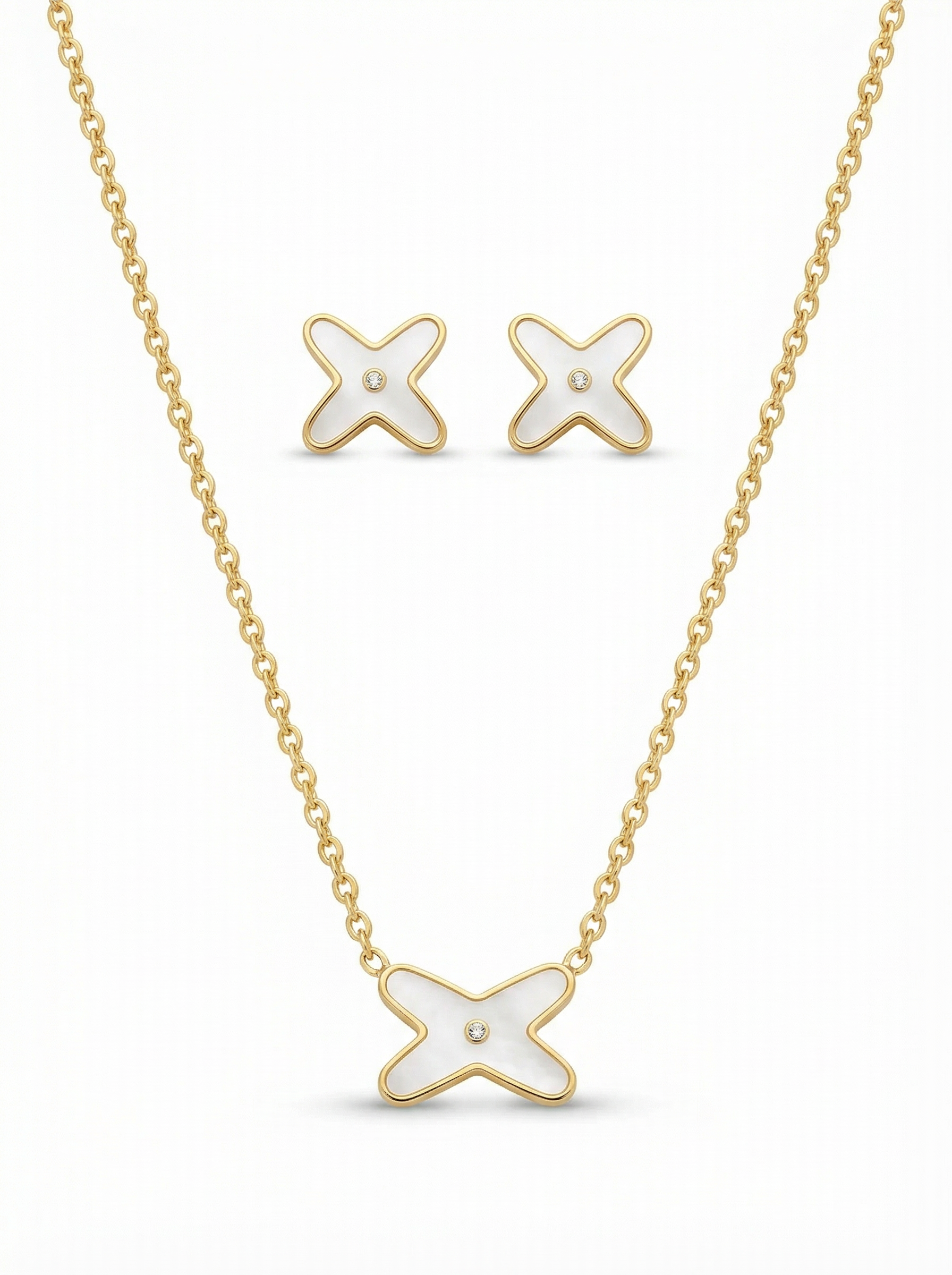 طقم شوميه الابيض