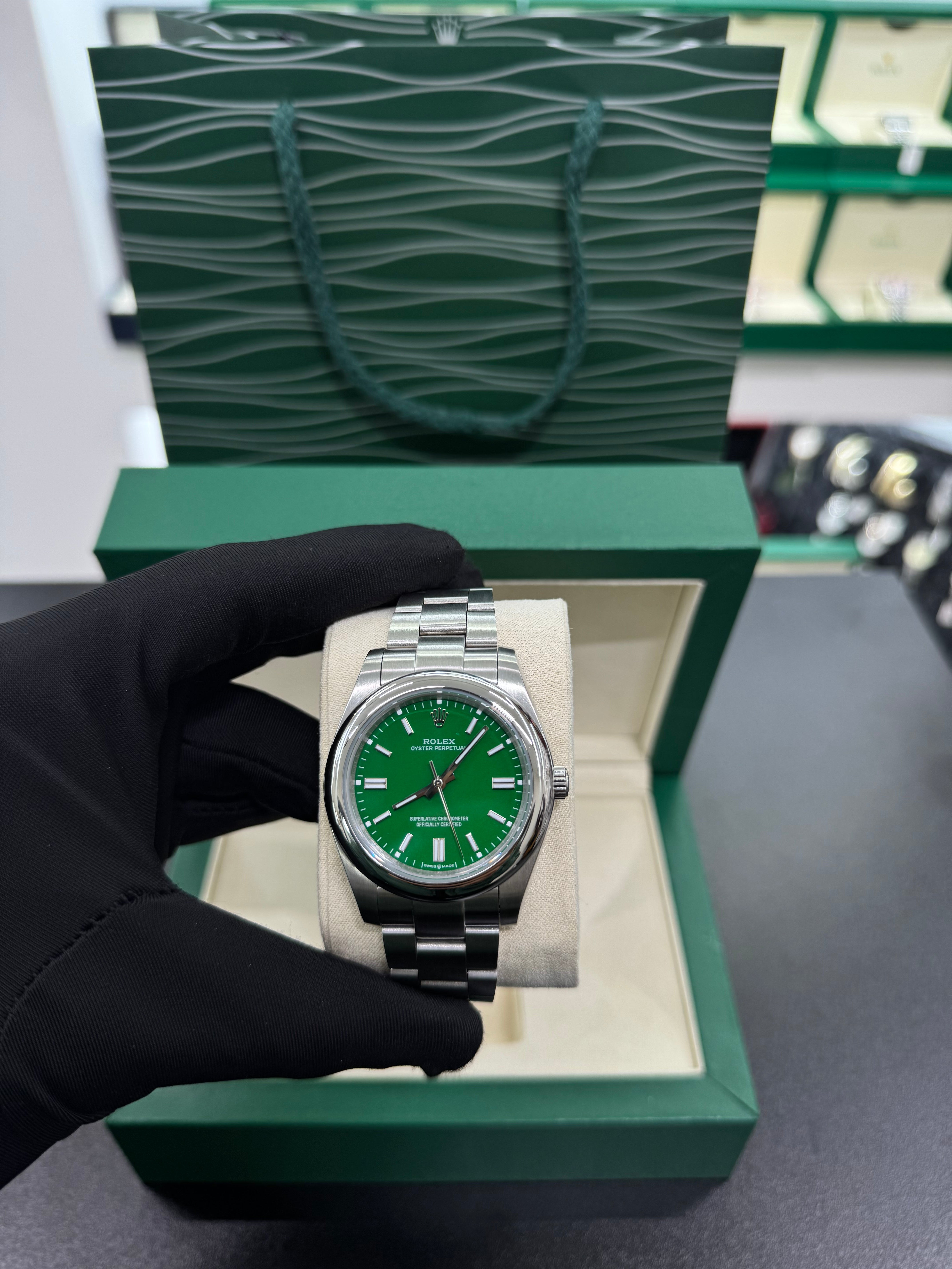 Oyster Green 41mm
 41mm