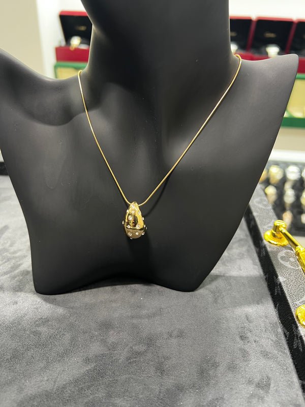 سلسال لارم المرصّع | Larme Crystal Drop Necklace